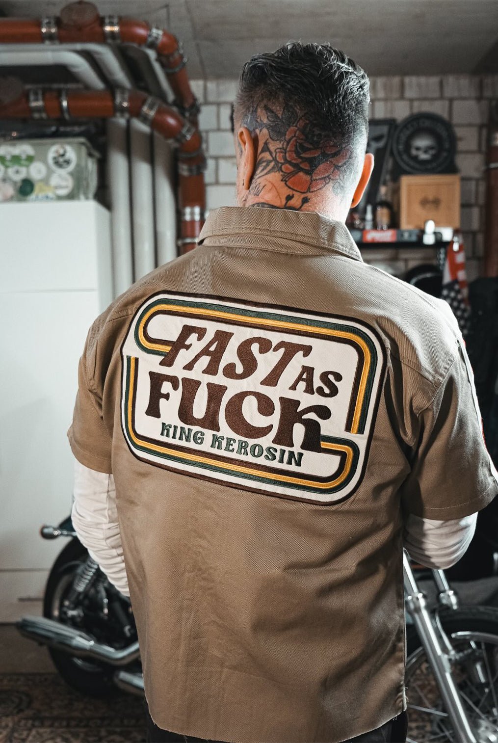 Dragstrip Hemd 'Fast As Fuck' in Khaki Hemden - Kurzarm von King Kerosin