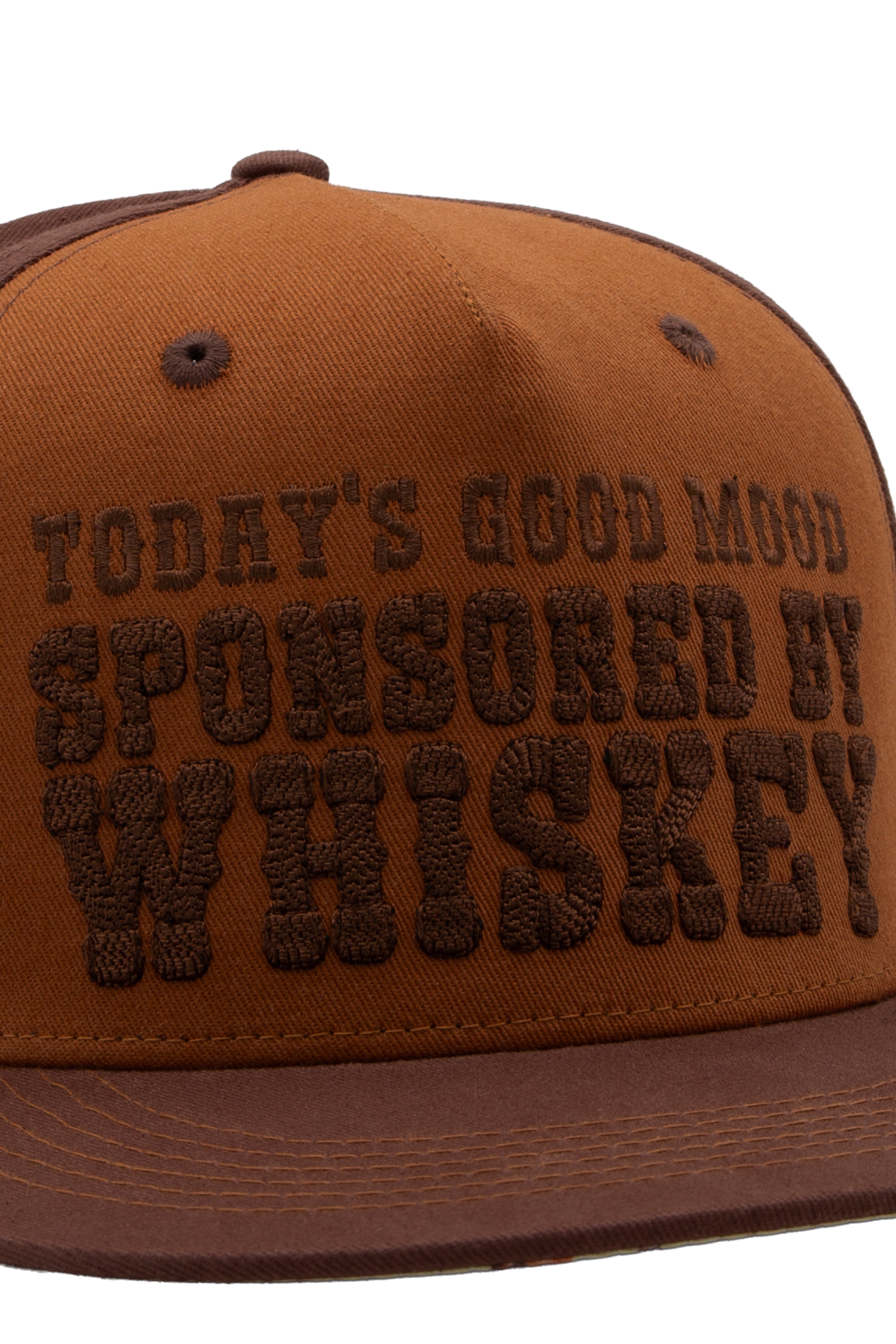 Flat Brim Cap 'Sponsored by Whiskey' in Braun Snapback Cap von King Kerosin