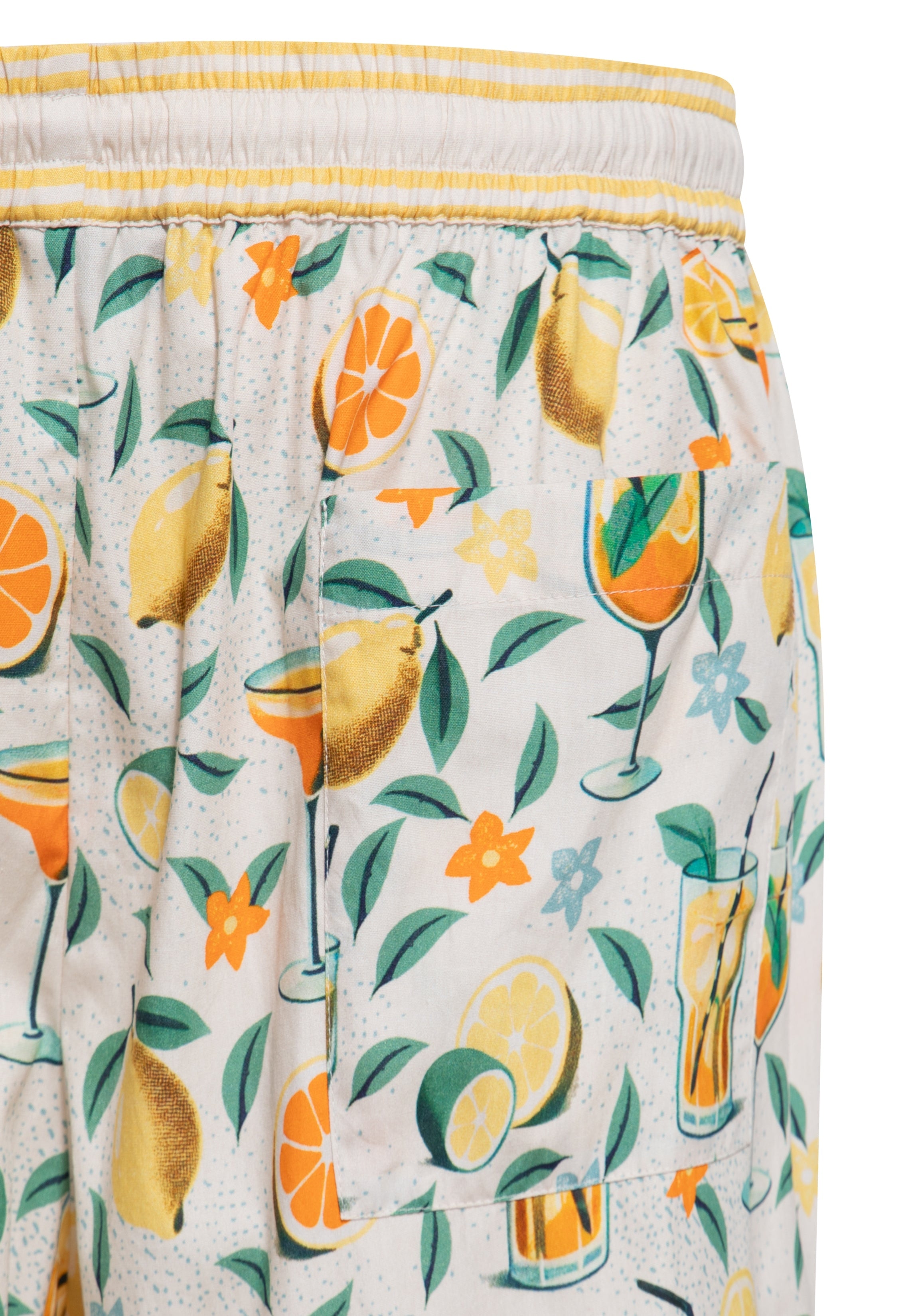 Shorts 'Citrus Cocktail' in Creme Shorts von King Kerosin