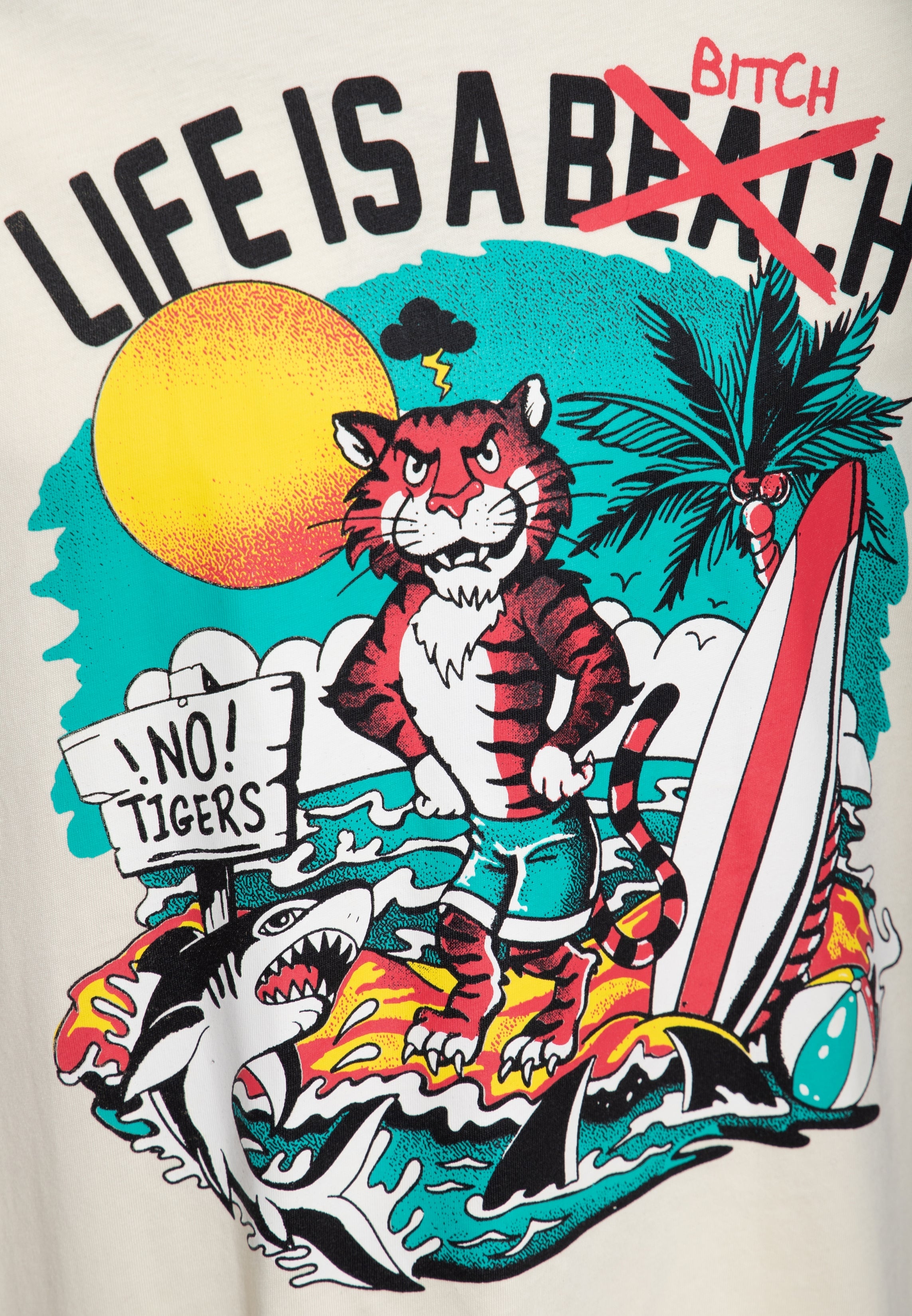 T-Shirt 'Life Is A Bitch' in Offwhite T-Shirts von King Kerosin