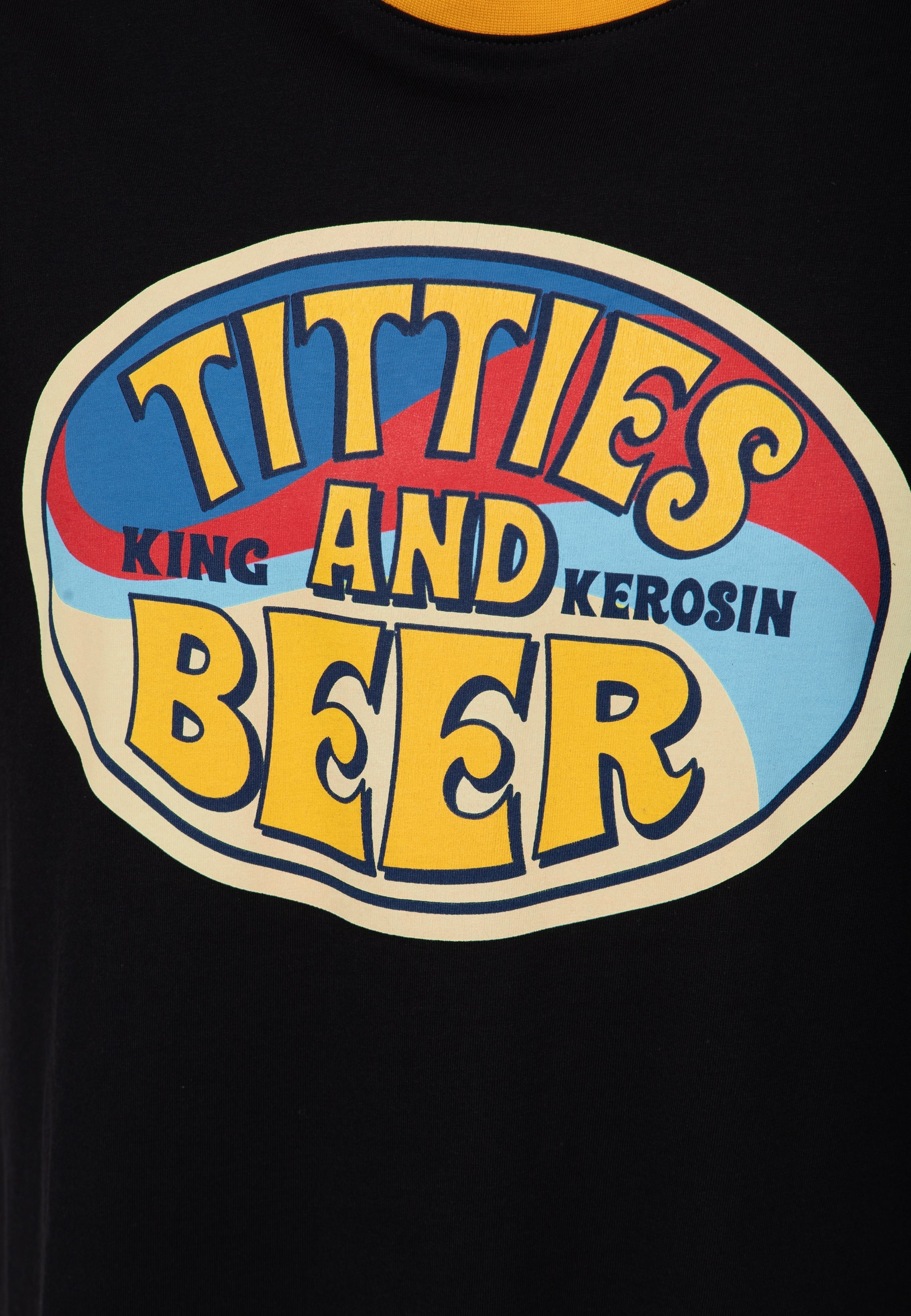 T-Shirt 'Titties & Beer' in Schwarz T-Shirts von King Kerosin