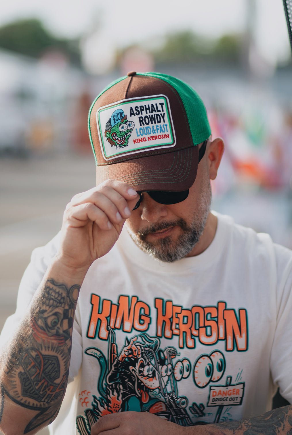 Trucker Cap 'Asphalt Rowdy' in Braun Trucker Cap von King Kerosin