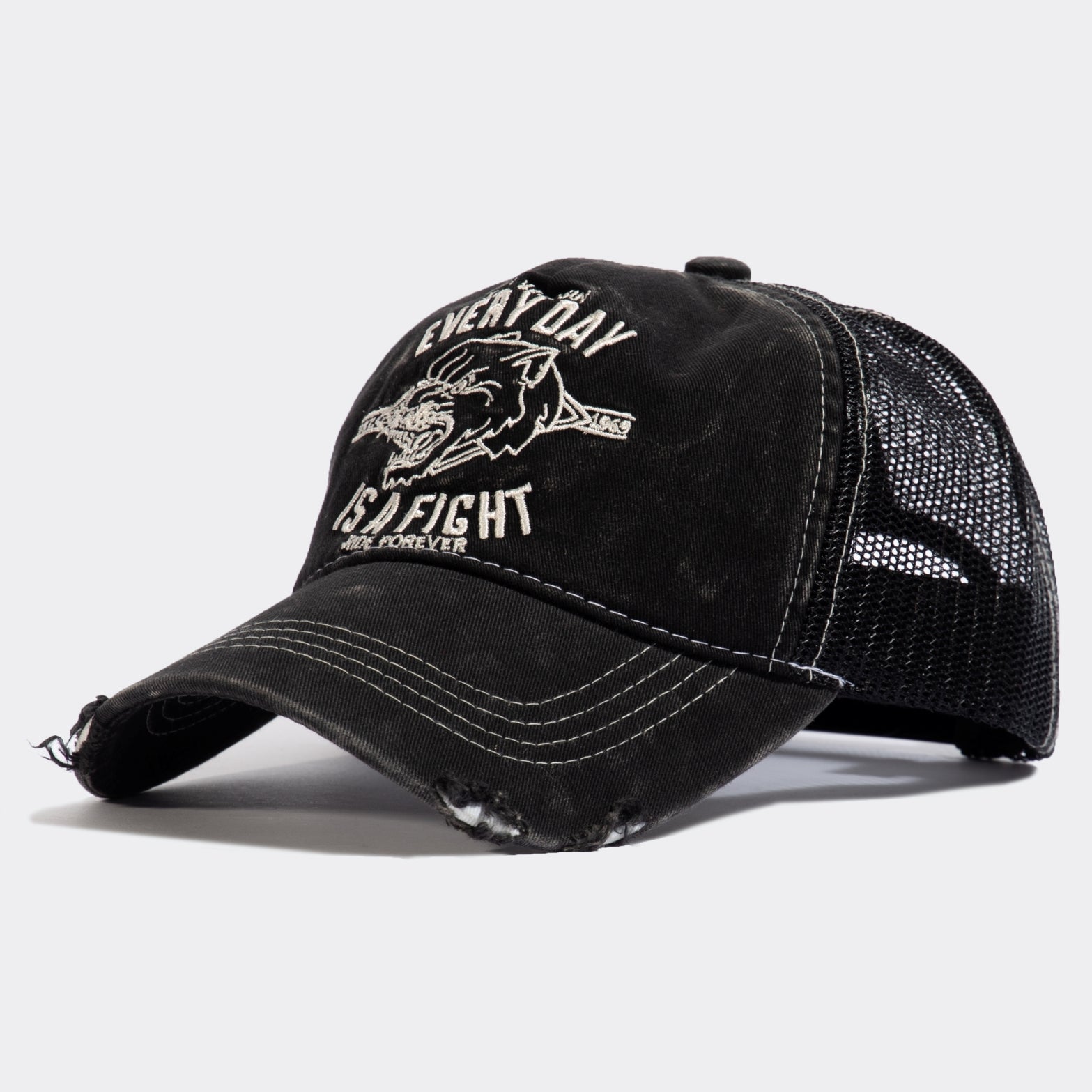 Trucker Cap im Used - Look «Every Day is a Fight» Trucker Cap von King Kerosin
