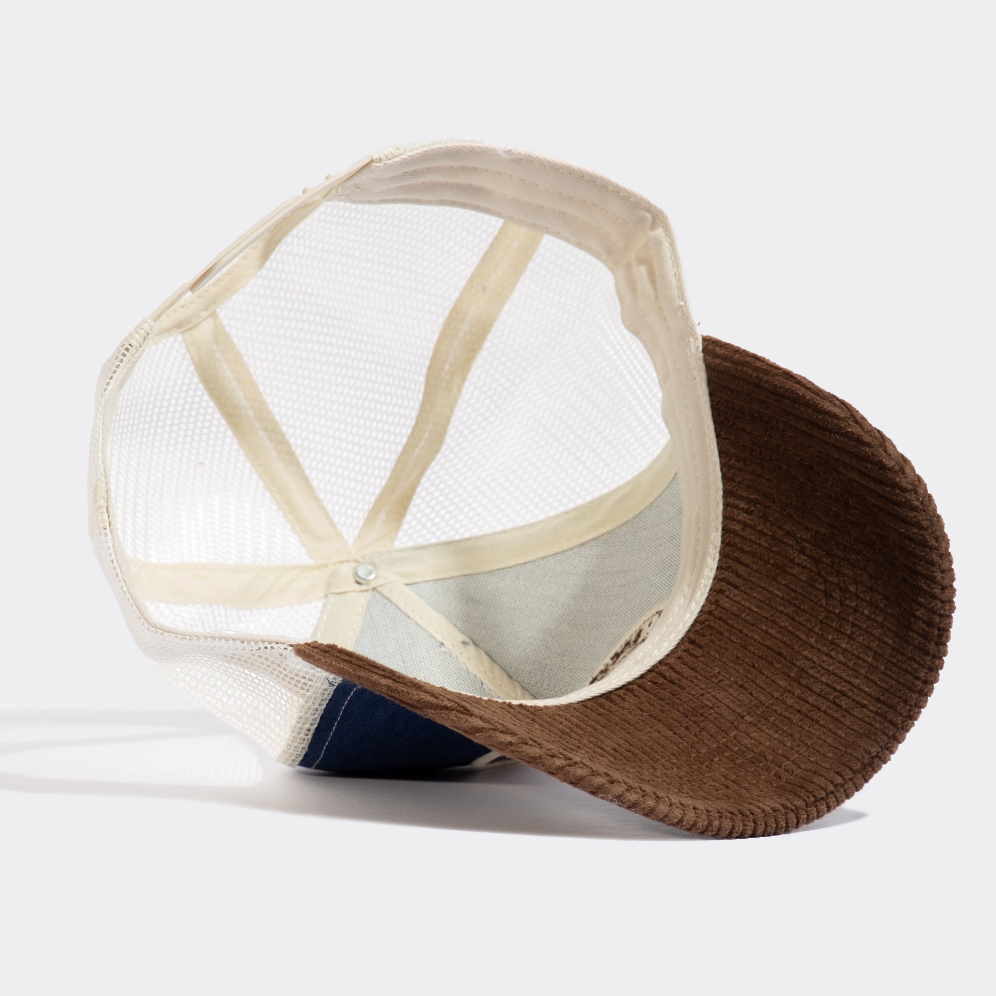 Trucker Cap mit Cord - Schirm «Rock`n Roll & Surf» Trucker Cap von King Kerosin