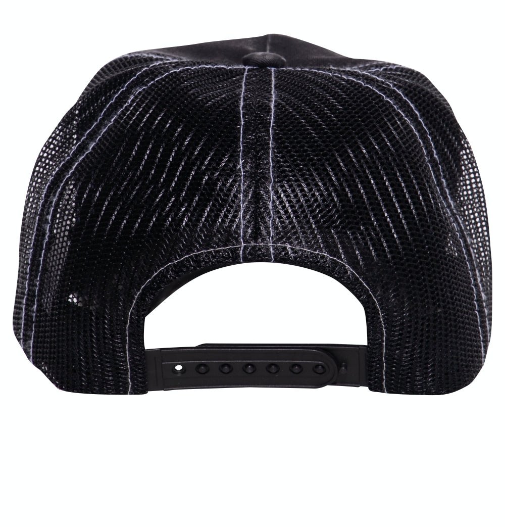 Trucker Cap mit Enzymwash - Effekt und Stickerei «Octane Oils» Trucker Cap von King Kerosin