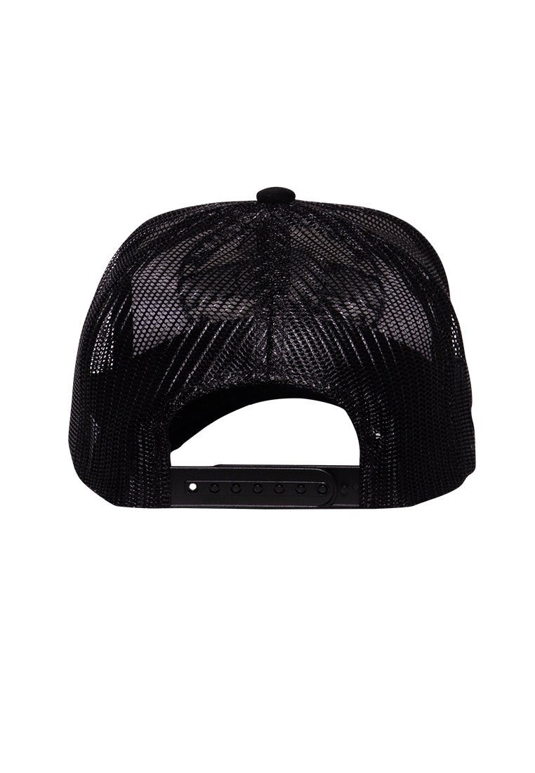Trucker Cap mit Schirm in Samt - Optik und Stickereien «Boston Eagles» Trucker Cap von King Kerosin