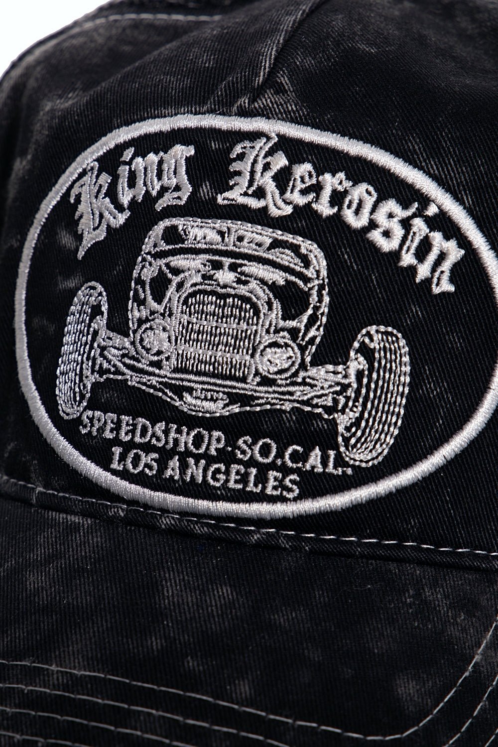 Trucker Cap mit Stickerei in der Front und Enzymwash «Speedshop SoCal» Trucker Cap von King Kerosin