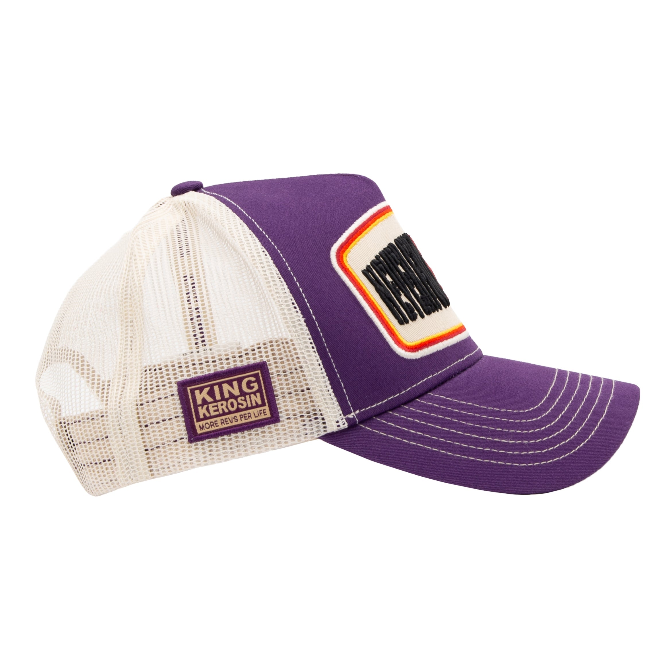 Trucker Cap 'Never Fuck A Fucker' in Pflaume Trucker Cap von King Kerosin