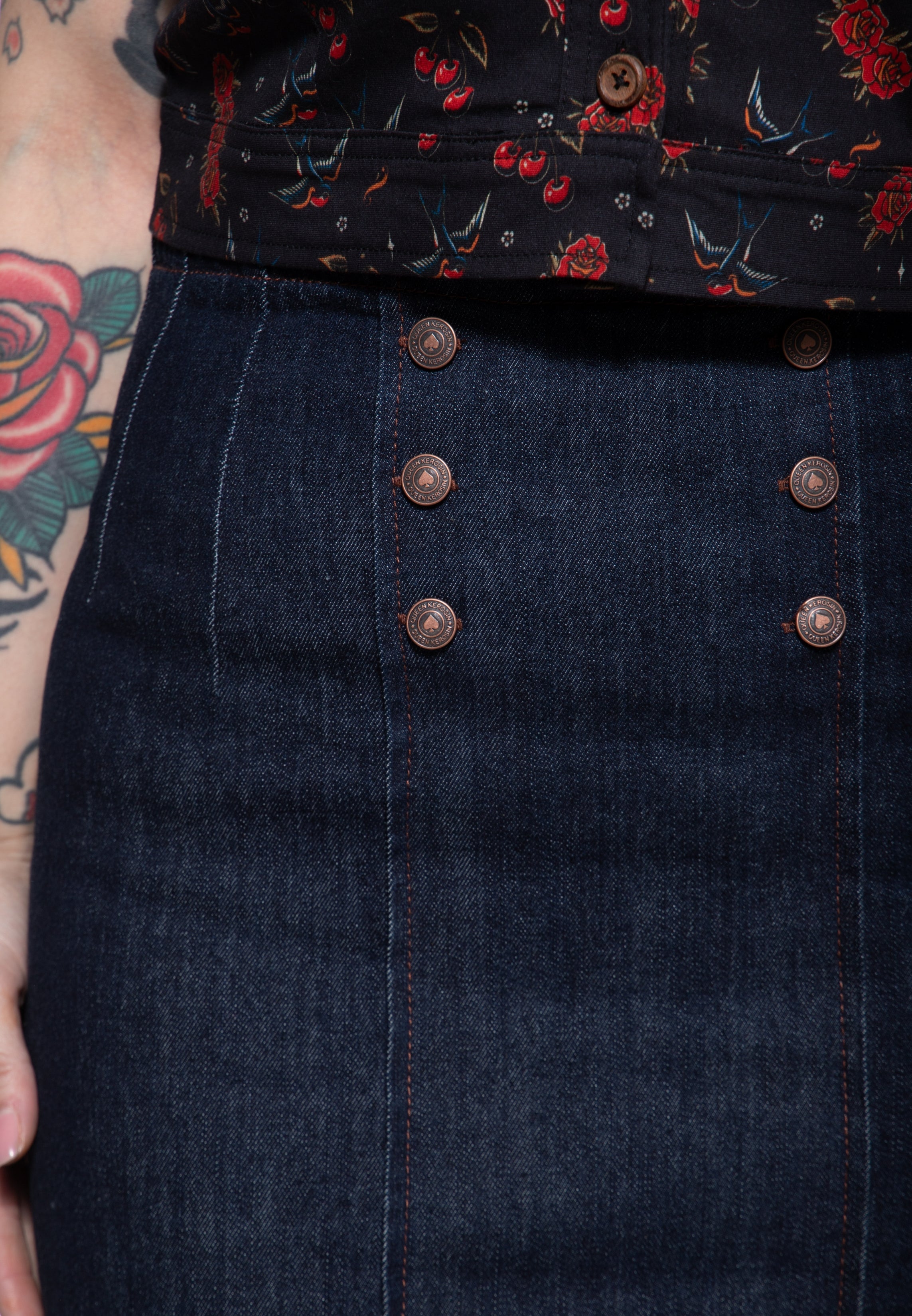 Bleistiftrock 'June' in Denim Röcke von Queen Kerosin