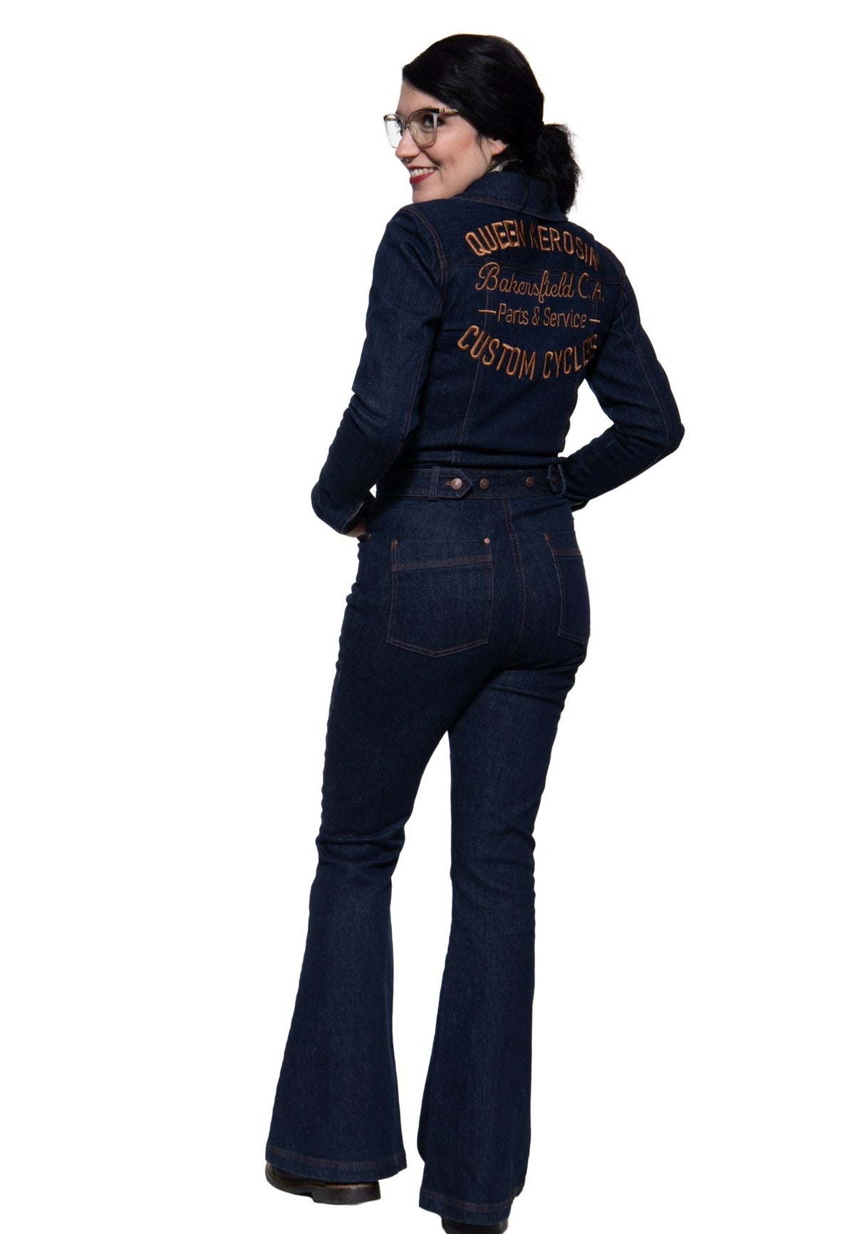 Damen Denim Jumpsuit "Bakersfield" in Dark Blue Wash – Jumpsuit von Queen Kerosin - Ansicht 2