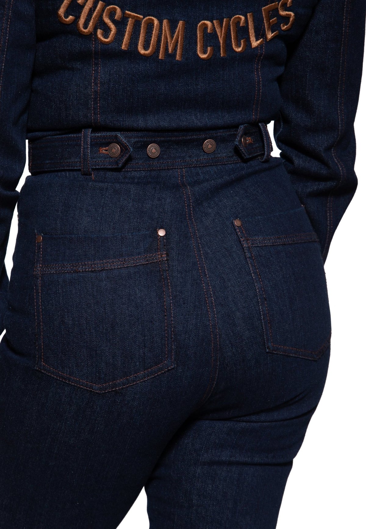 Damen Denim Jumpsuit "Bakersfield" in Dark Blue Wash – Jumpsuit von Queen Kerosin - Ansicht 8