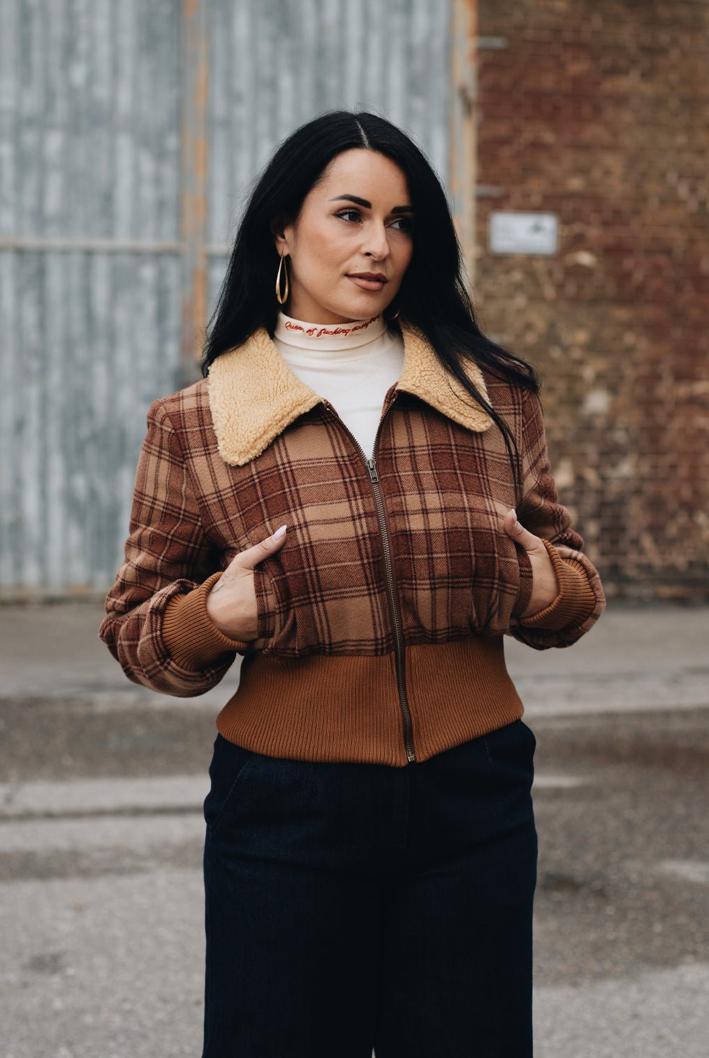 Damen jacke Cropped flanell with teddy collar in Brown – Jacke von Queen Kerosin - Ansicht 1