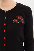 Queen Kerosin - Feinstrick Cardigan mit Motivstickereien