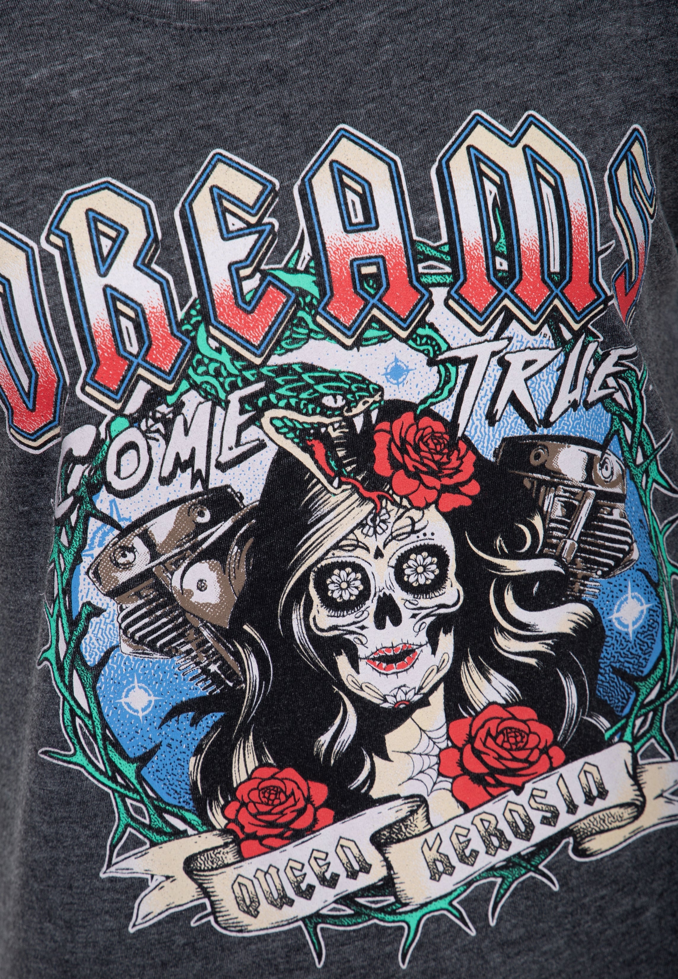 T-Shirt 'Dreams Come True' in Grau T-Shirts von Queen Kerosin