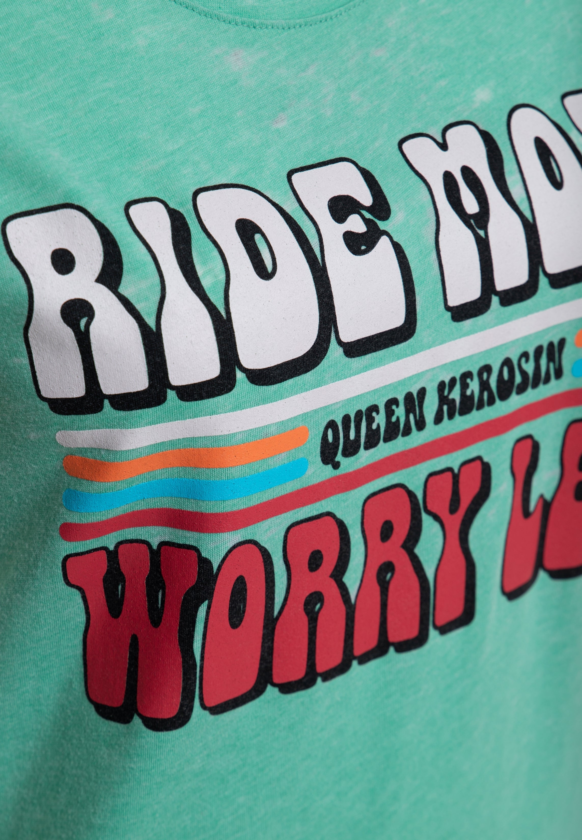T-Shirt 'Ride More Worry Less' in Mint T-Shirts von Queen Kerosin