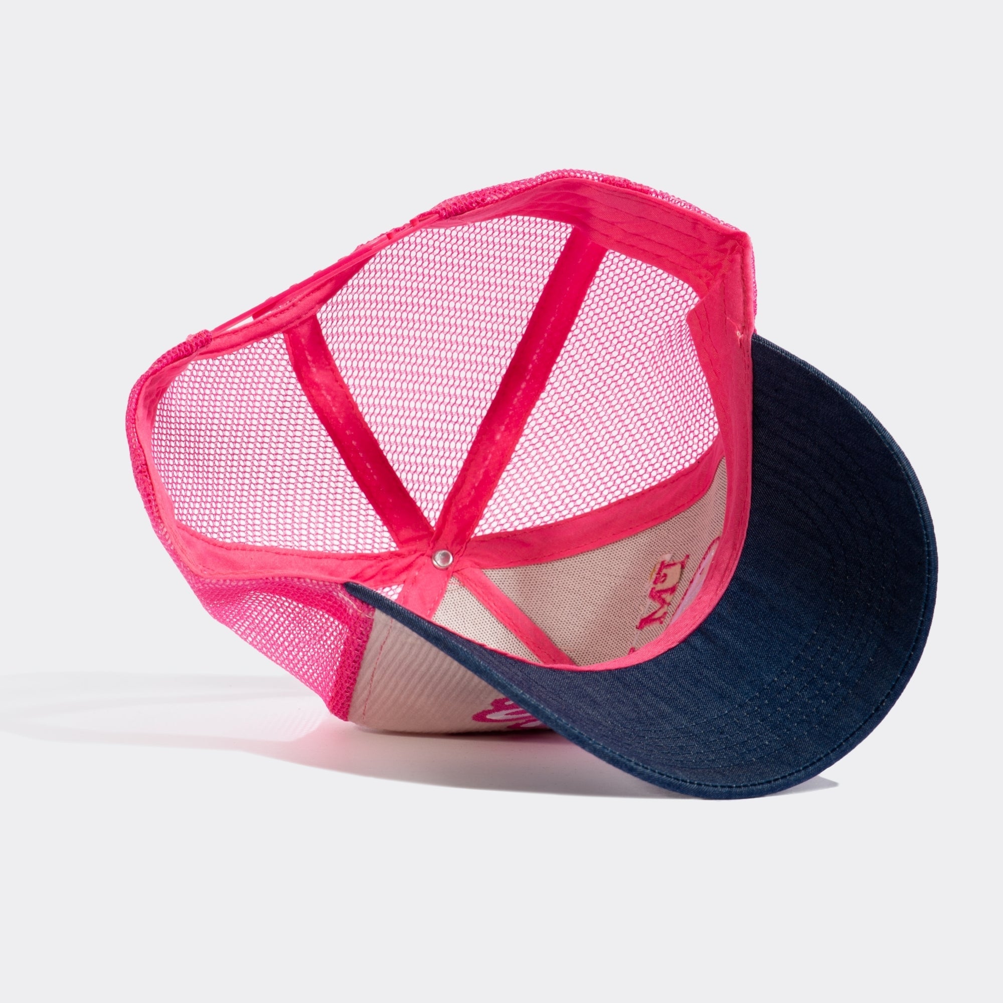 Trucker Cap mit Cord - Front «Not Your Babe» Trucker Cap von Queen Kerosin