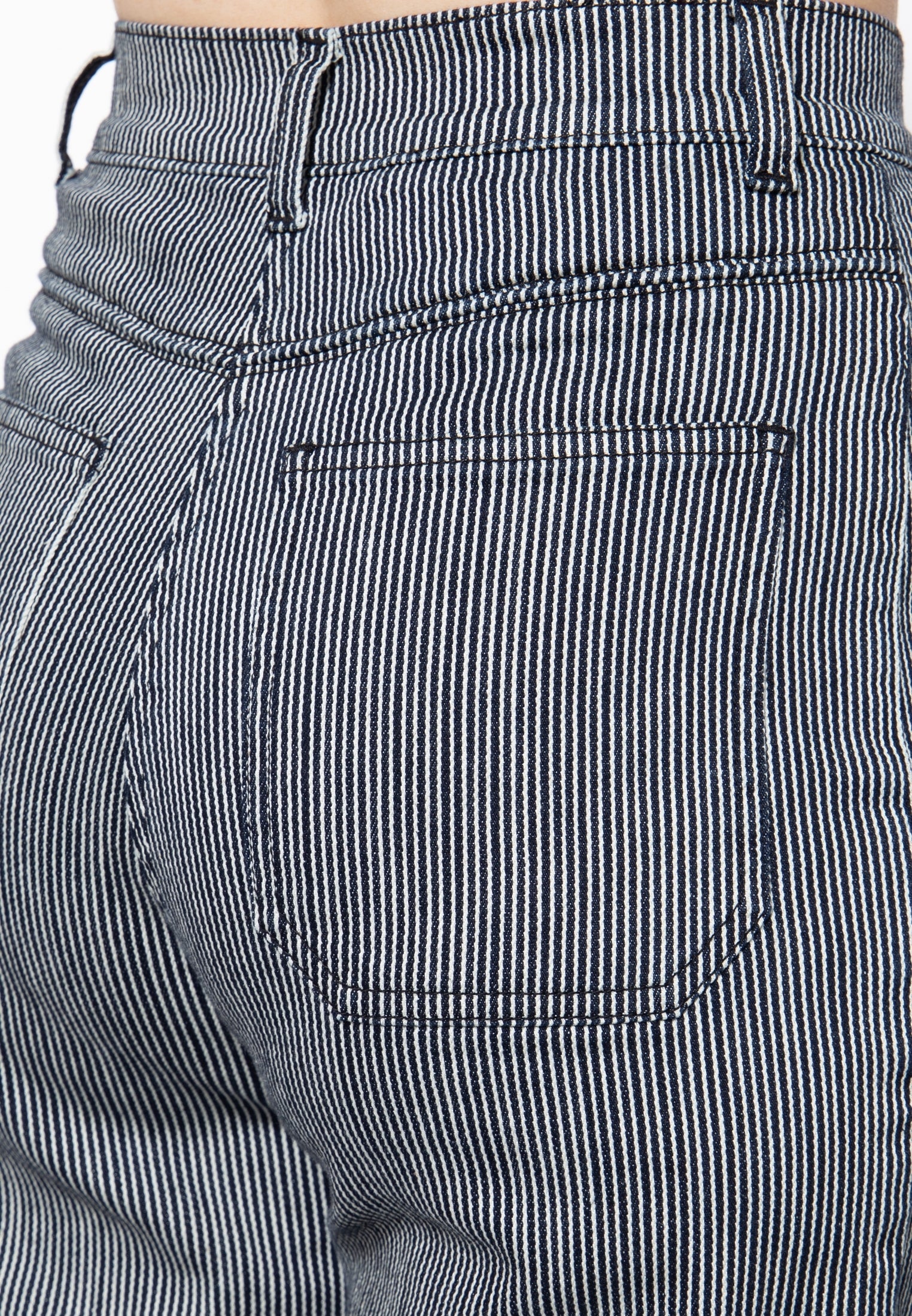 Queen Kerosin - High Waist Capri Hose im authentischen Vintage-Look