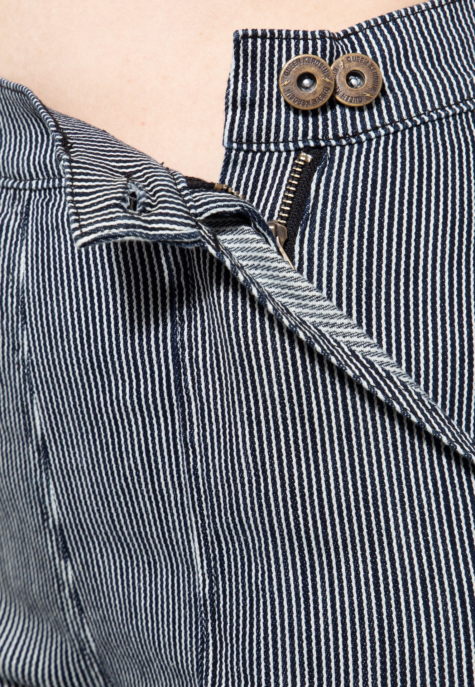 Queen Kerosin - High Waist Capri Hose im authentischen Vintage-Look