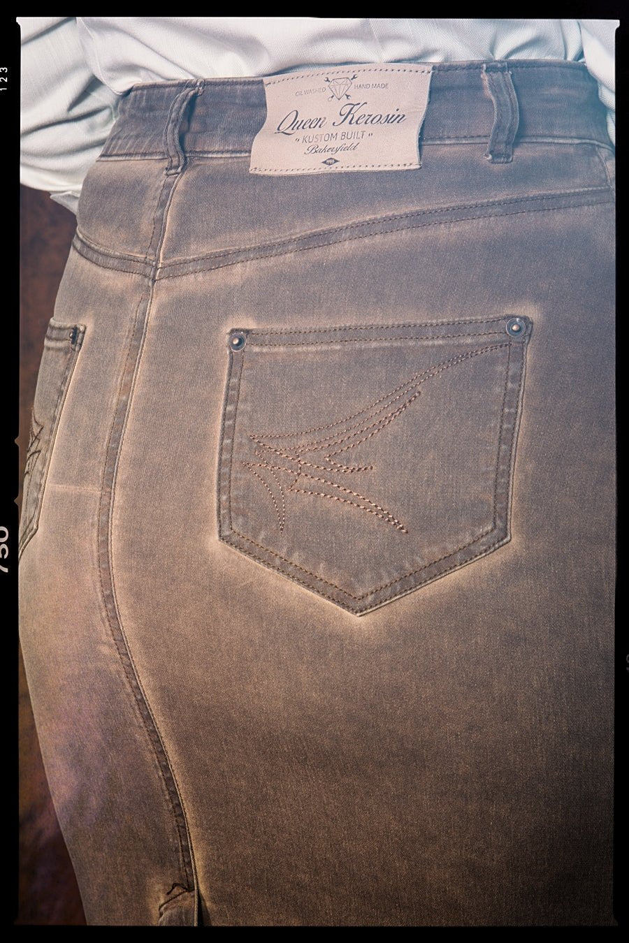 Queen Kerosin - Jeans Bleistiftrock mit Oilwash Effekt