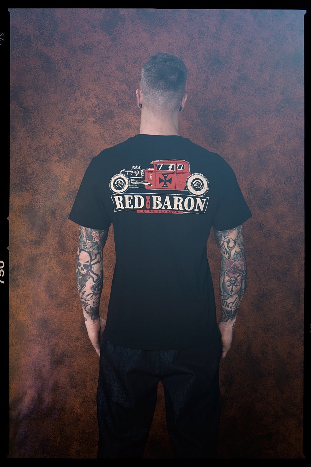 King Kerosin - Shirt im Retro Style mit Back Print «Red Baron»
