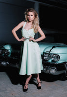 Queen Kerosin - Vintage Swing-Kleid mit floraler Stickerei