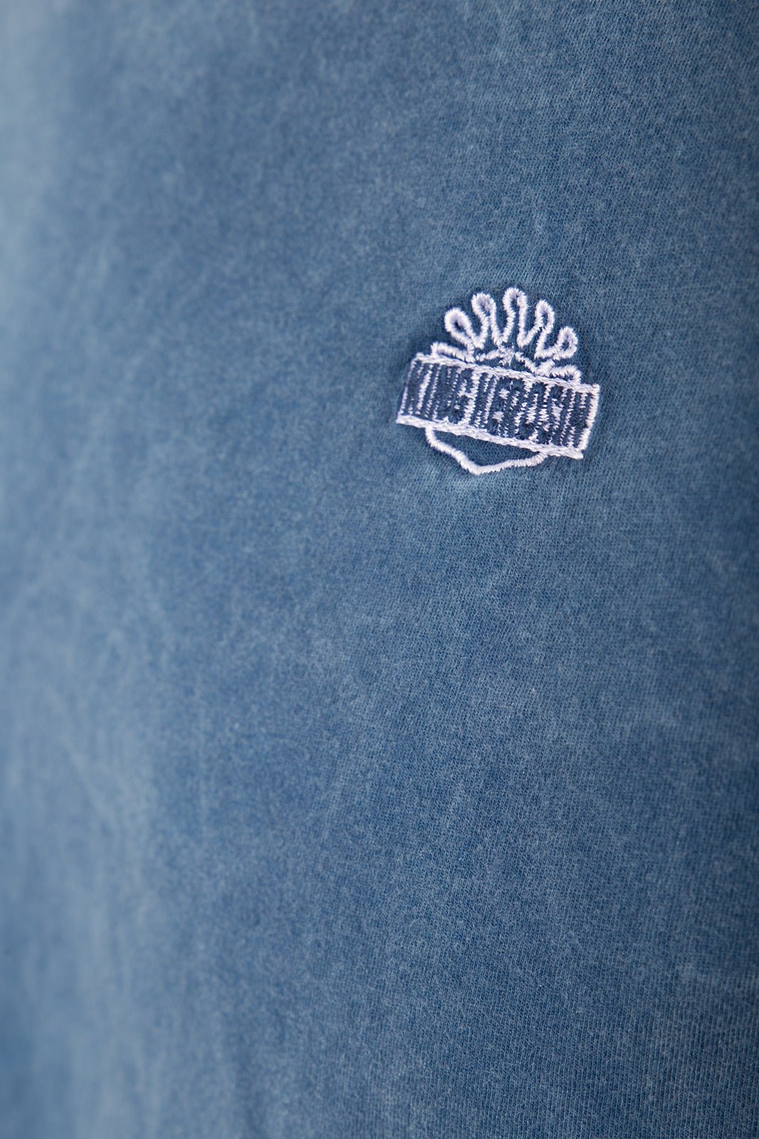 King Kerosin - Basic T-Shirt im Used - Look
