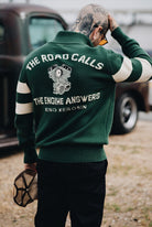 Herren Strickpullover "The Road Calls" in Dark Green – Sweat von King Kerosin - Ansicht 1
