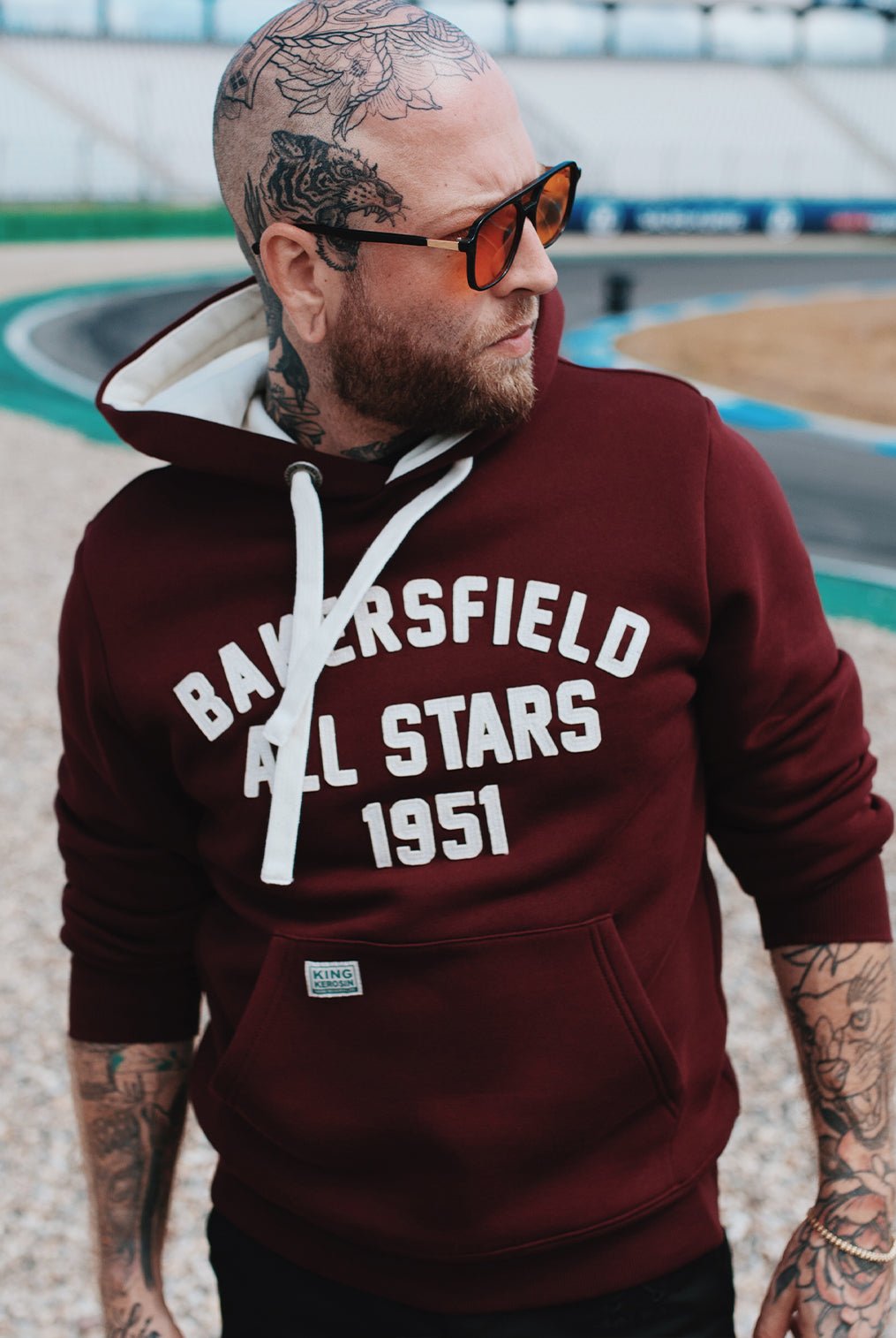 Kapuzenpullover 'Bakersfield All Stars' in Bordeaux – Kapuzenpullover von King Kerosin - Ansicht 1