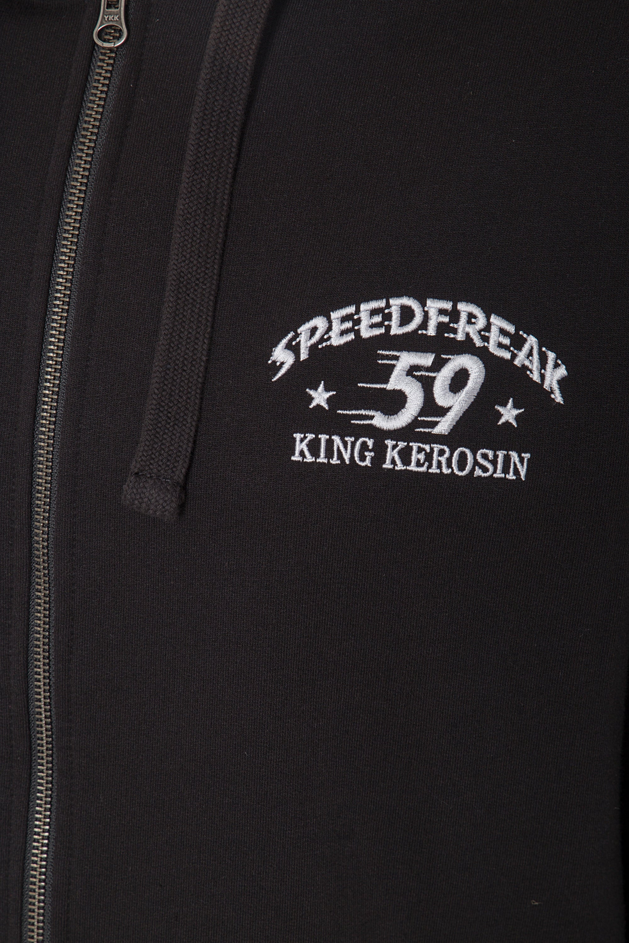 King Kerosin - Kapuzensweatjacke im College Look mit Patch und Rückenprint «Speedfreak»