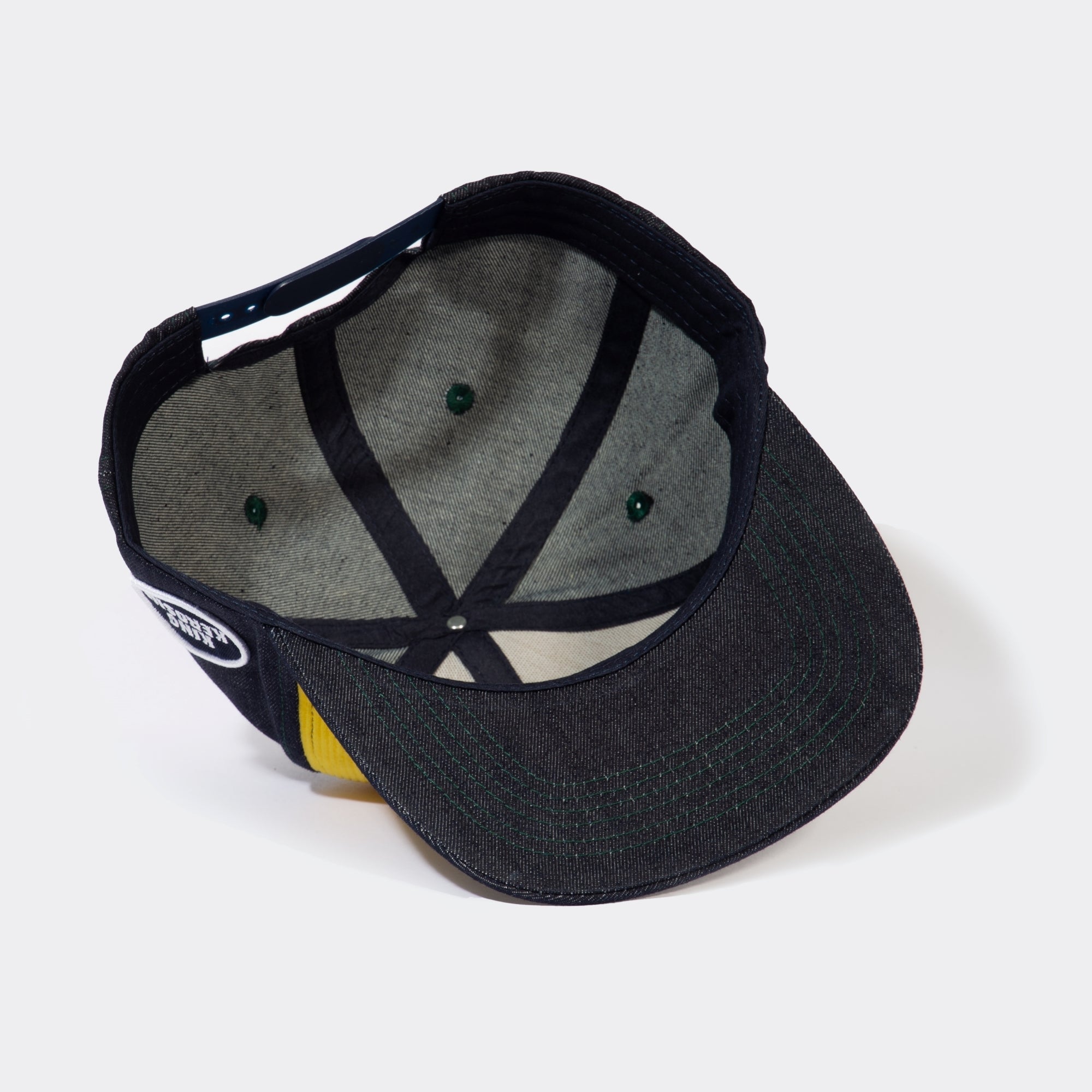 Snapback Cap mit Cord-Front «Chopper Shit» Snapback Cap von King Kerosin