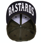 Snapback Cap mit Frontstickerei und Print auf der Schirmunterseite «Hardcore» Snapback Cap von King Kerosin