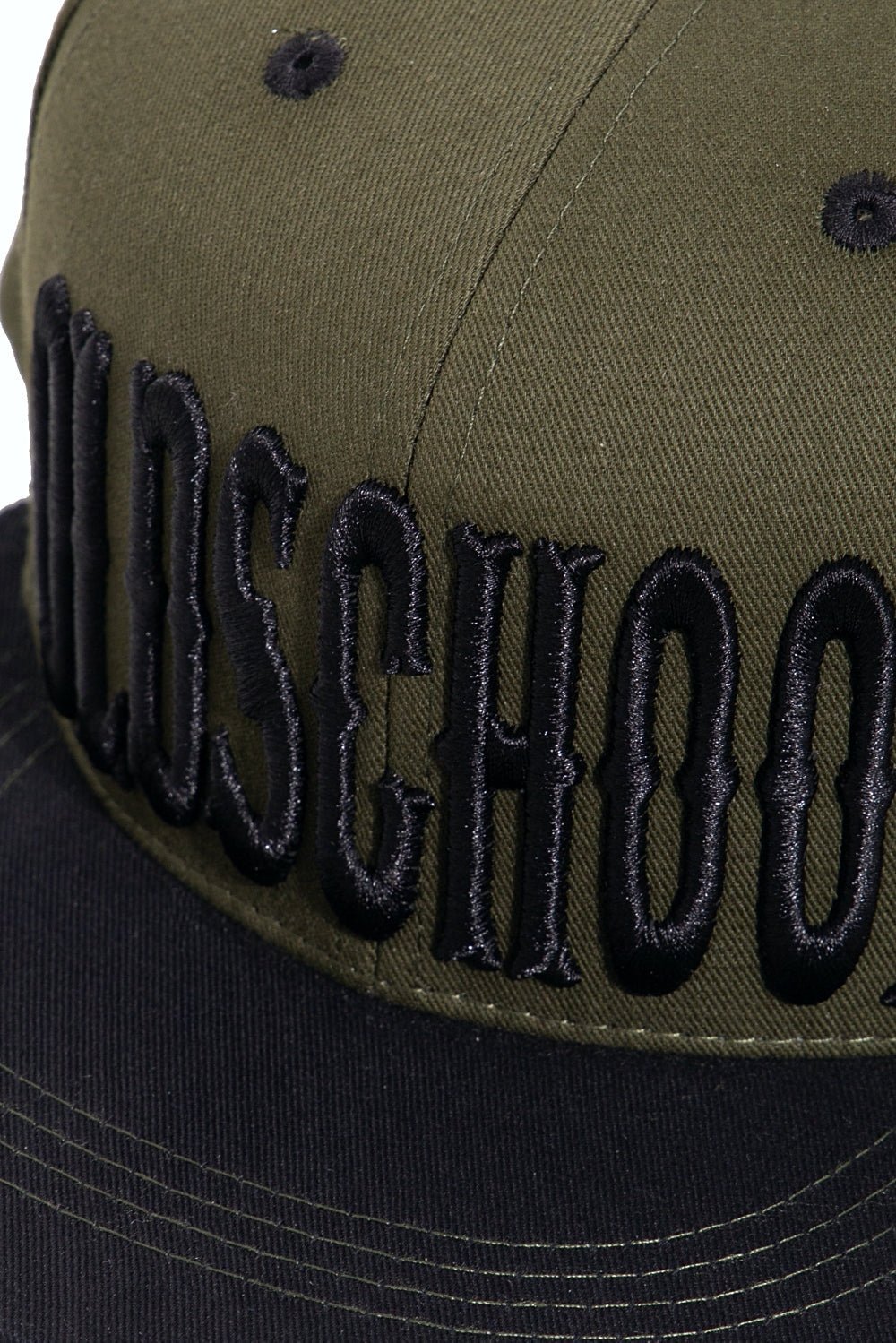 Snapback Cap mit Frontstickerei und Print auf der Schirmunterseite «Oldschool» Snapback Cap von King Kerosin