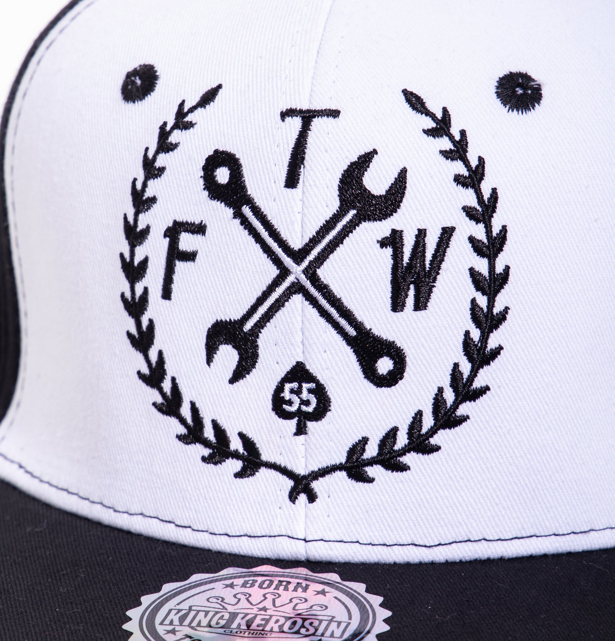 King Kerosin - Snapback Cap mit Print auf der Schirmunterseite Gummizug «FTW»