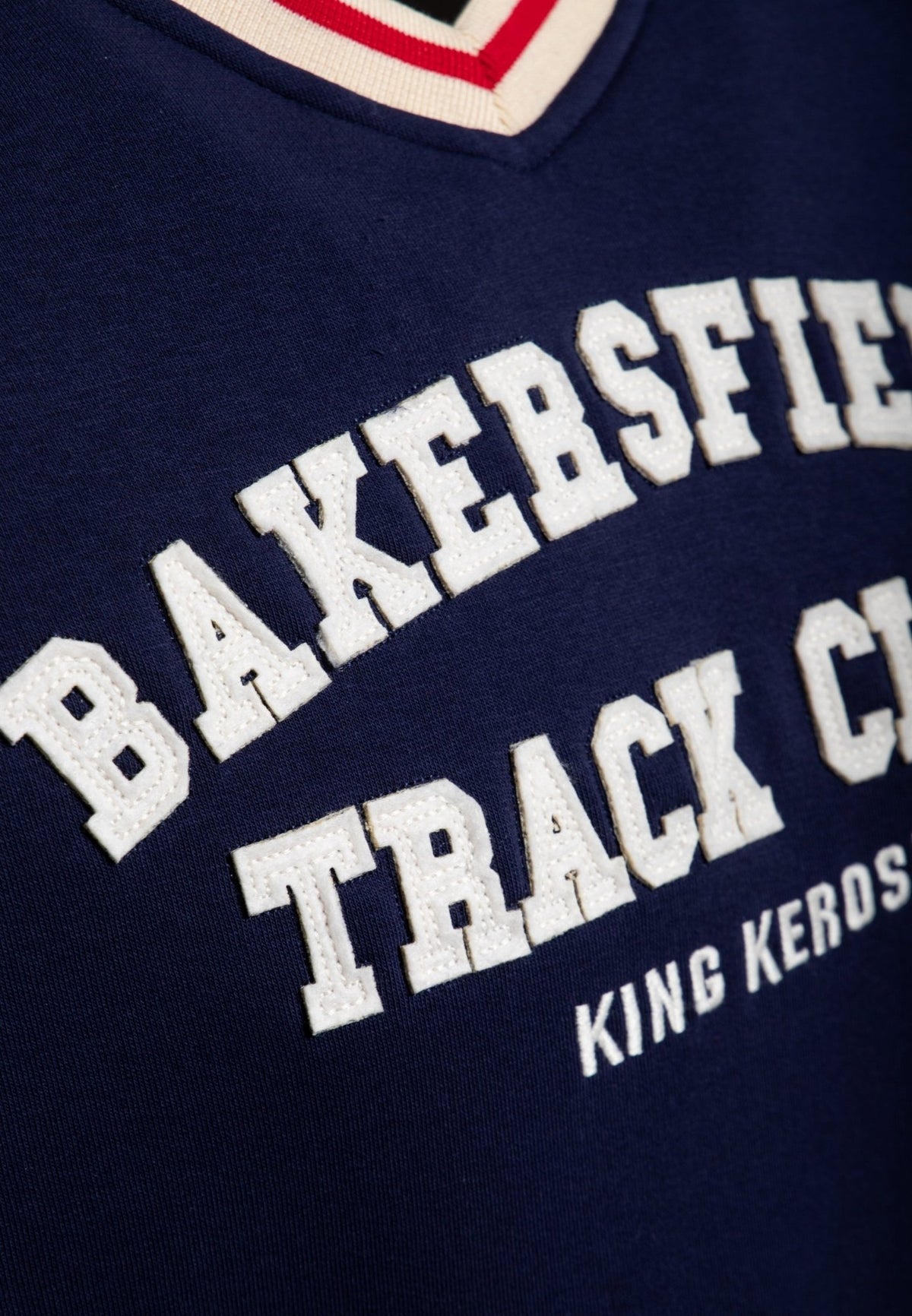 Sweatshirt 'Bakersfield Track Club' in Navy – Sweatshirts von King Kerosin - Ansicht 3