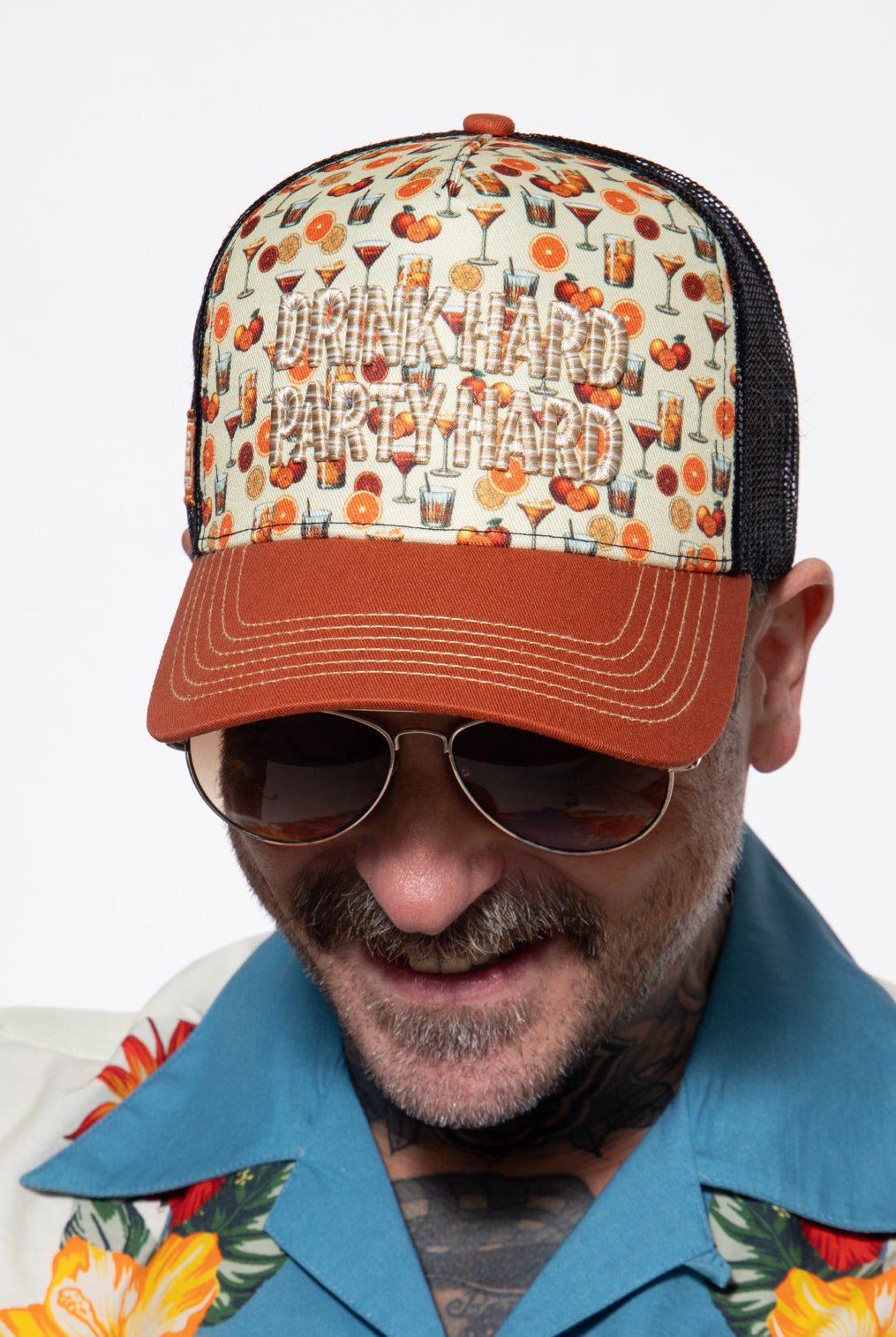 Trucker Cap 'Drink Hard Party Hard' in Gelb Trucker Cap von King Kerosin