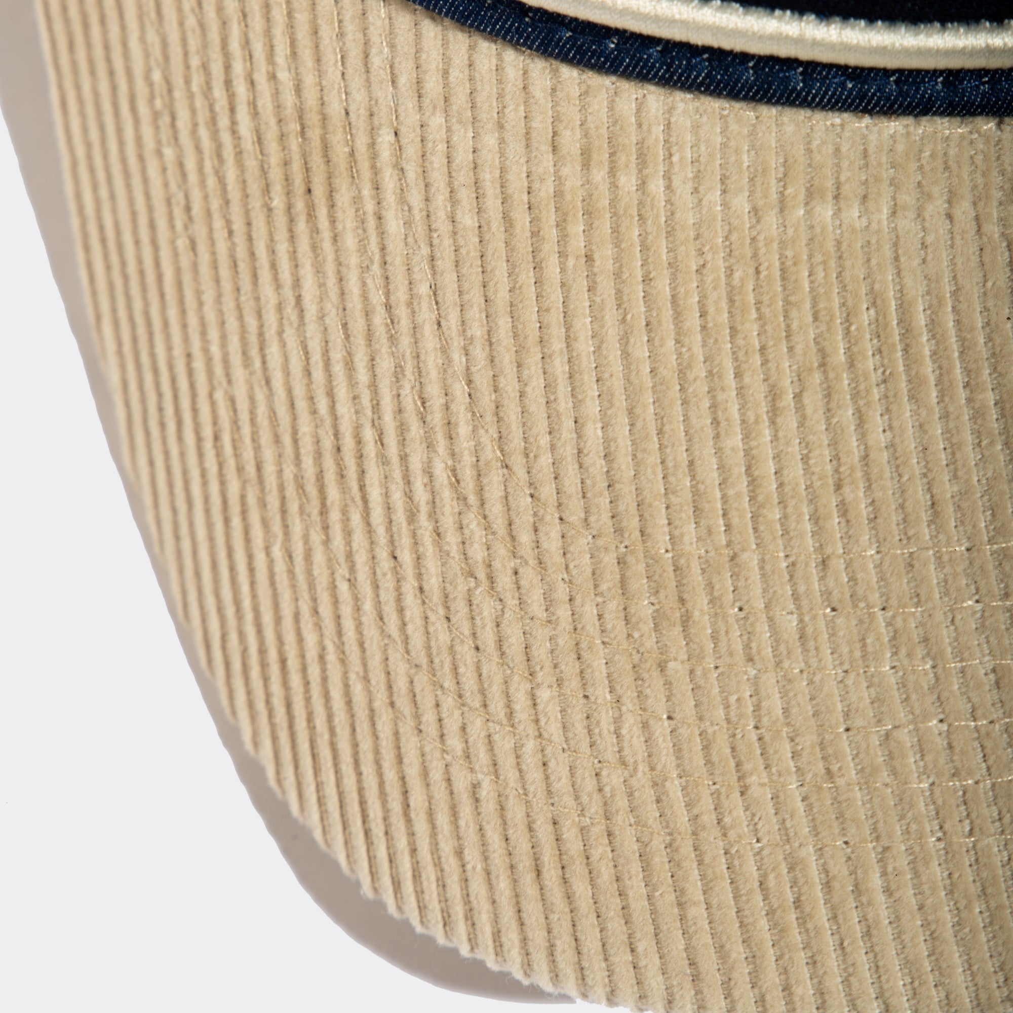 King Kerosin - Trucker Cap mit Cord - Schirm «Road Runner»