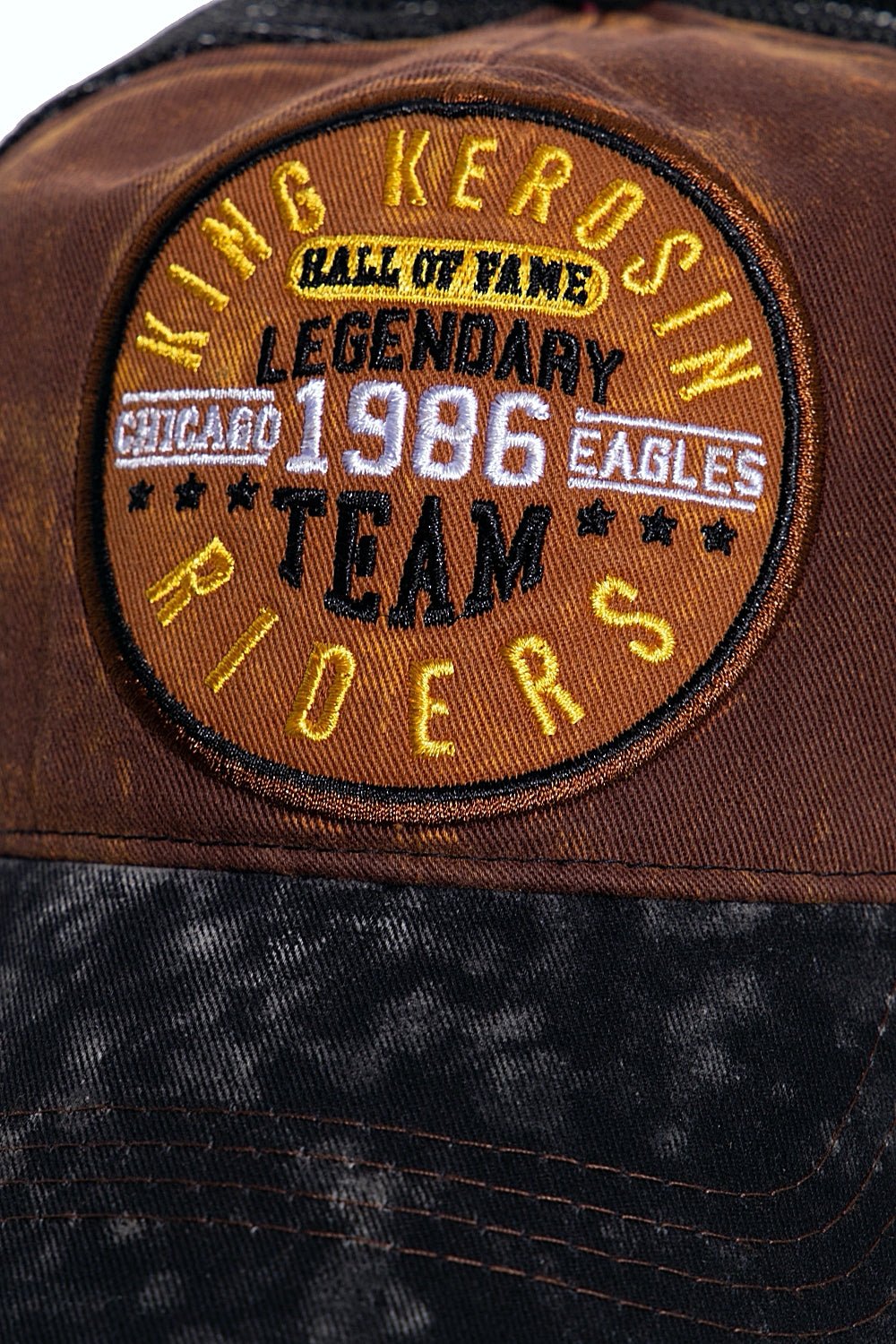 King Kerosin - Trucker Cap mit Enzymwash und Stickerei «Legendary Team»
