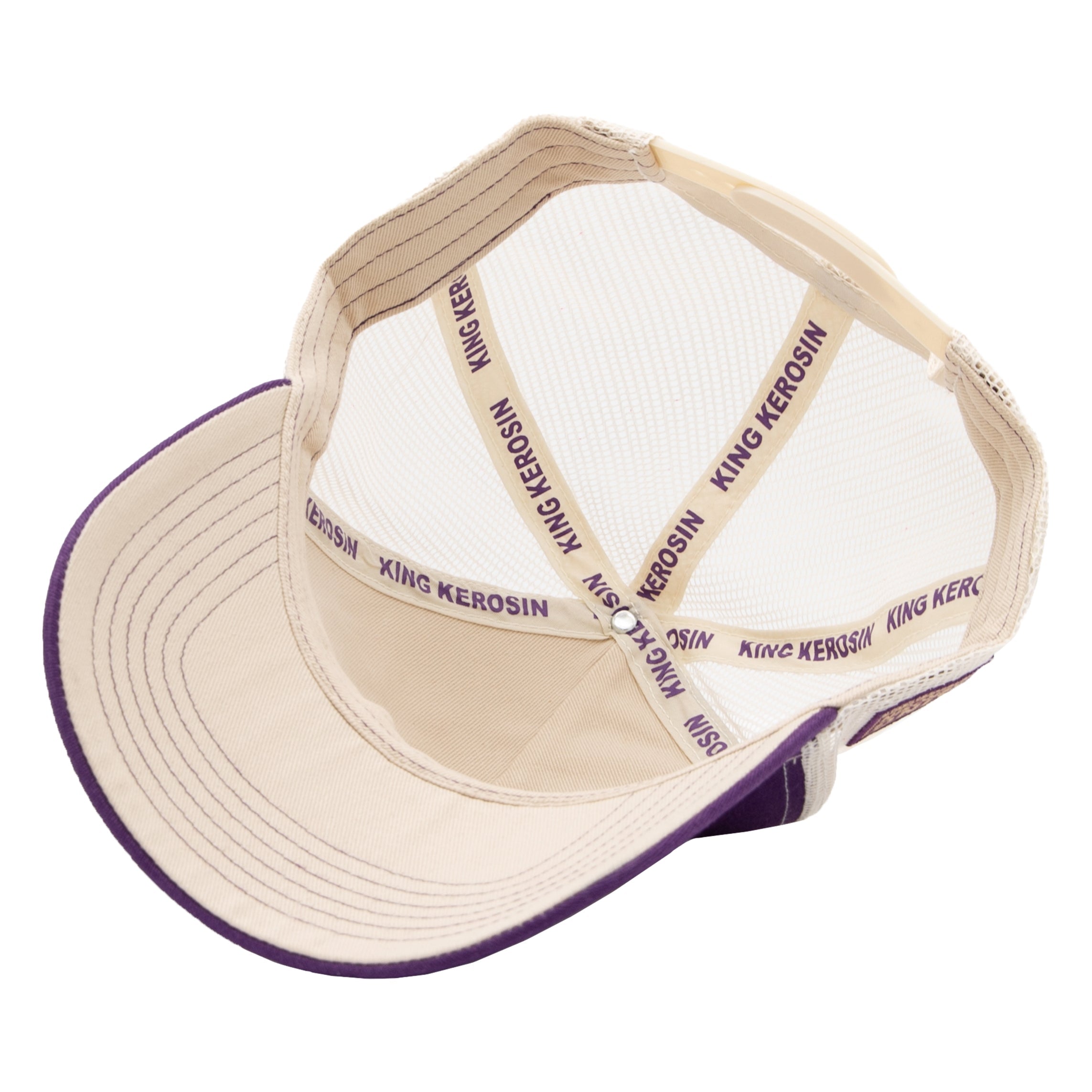 Trucker Cap 'Never Fuck A Fucker' in Pflaume Trucker Cap von King Kerosin