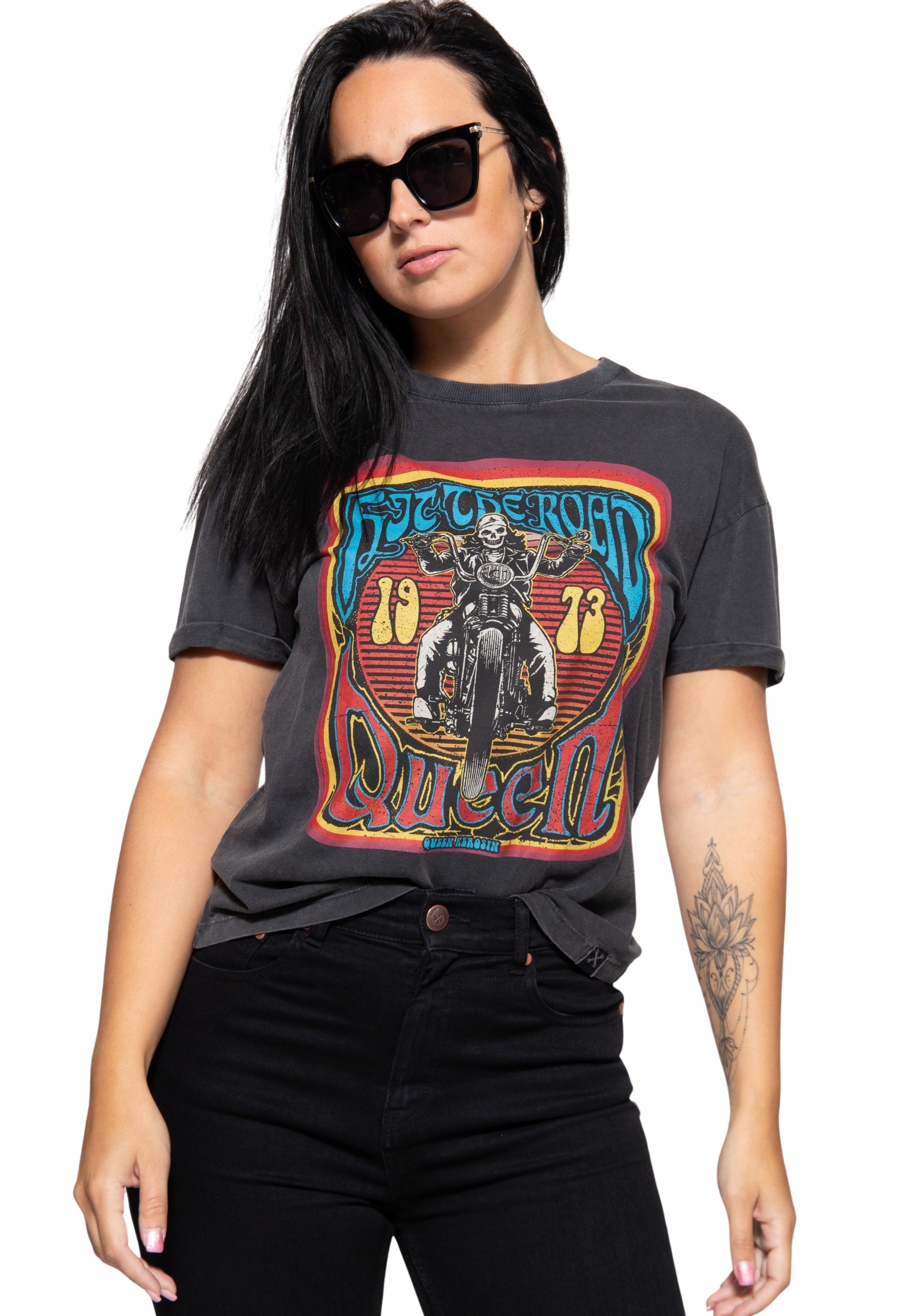 Acid Wash T-Shirt «Hit the Road Queen» T-Shirts von Queen Kerosin