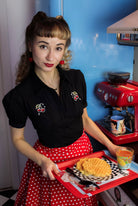 Bluse 'Cherry' in Schwarz Hemdblusen von Queen Kerosin