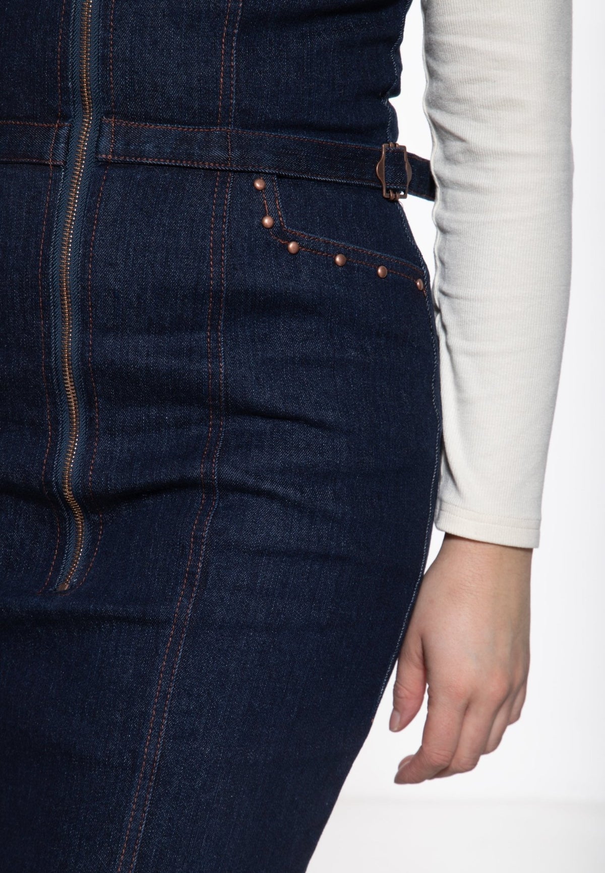Damen Denim Pencilkleid "Ruby" in Dark Blue Wash – Pencilkleid von Queen Kerosin - Ansicht 7