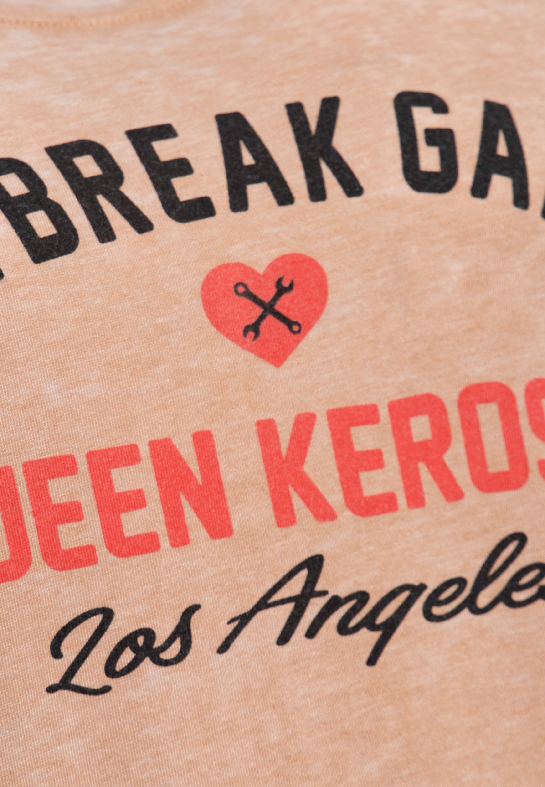 Queen Kerosin - Enzym Wash T - Shirt «Heartbreak Garage»