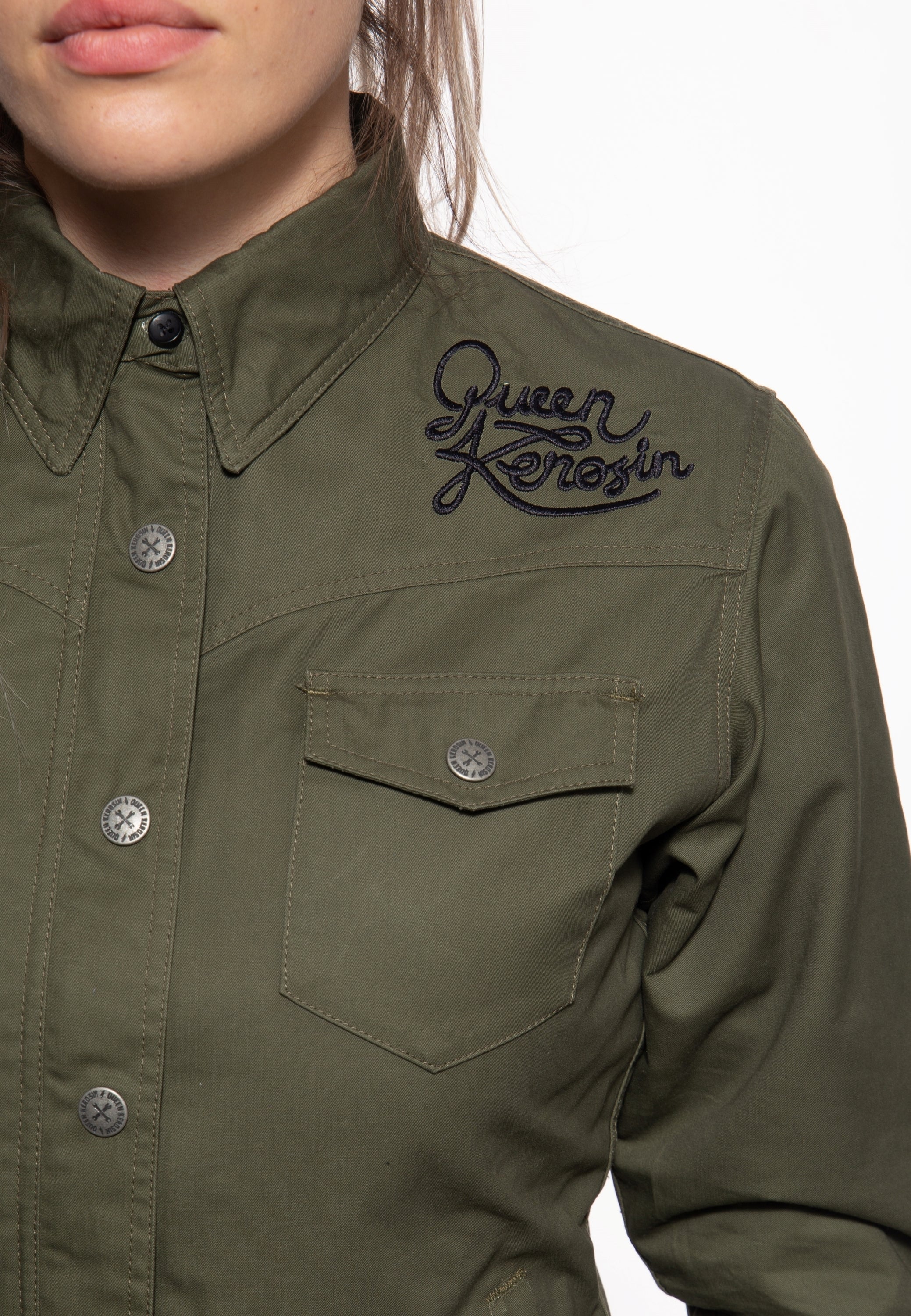 Queen Kerosin - Hemd mit Stickerei «Alive Free»