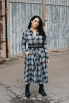 Hemdblusenkleid 'Jayne' in Petrol – Kleider von Queen Kerosin - Ansicht 13