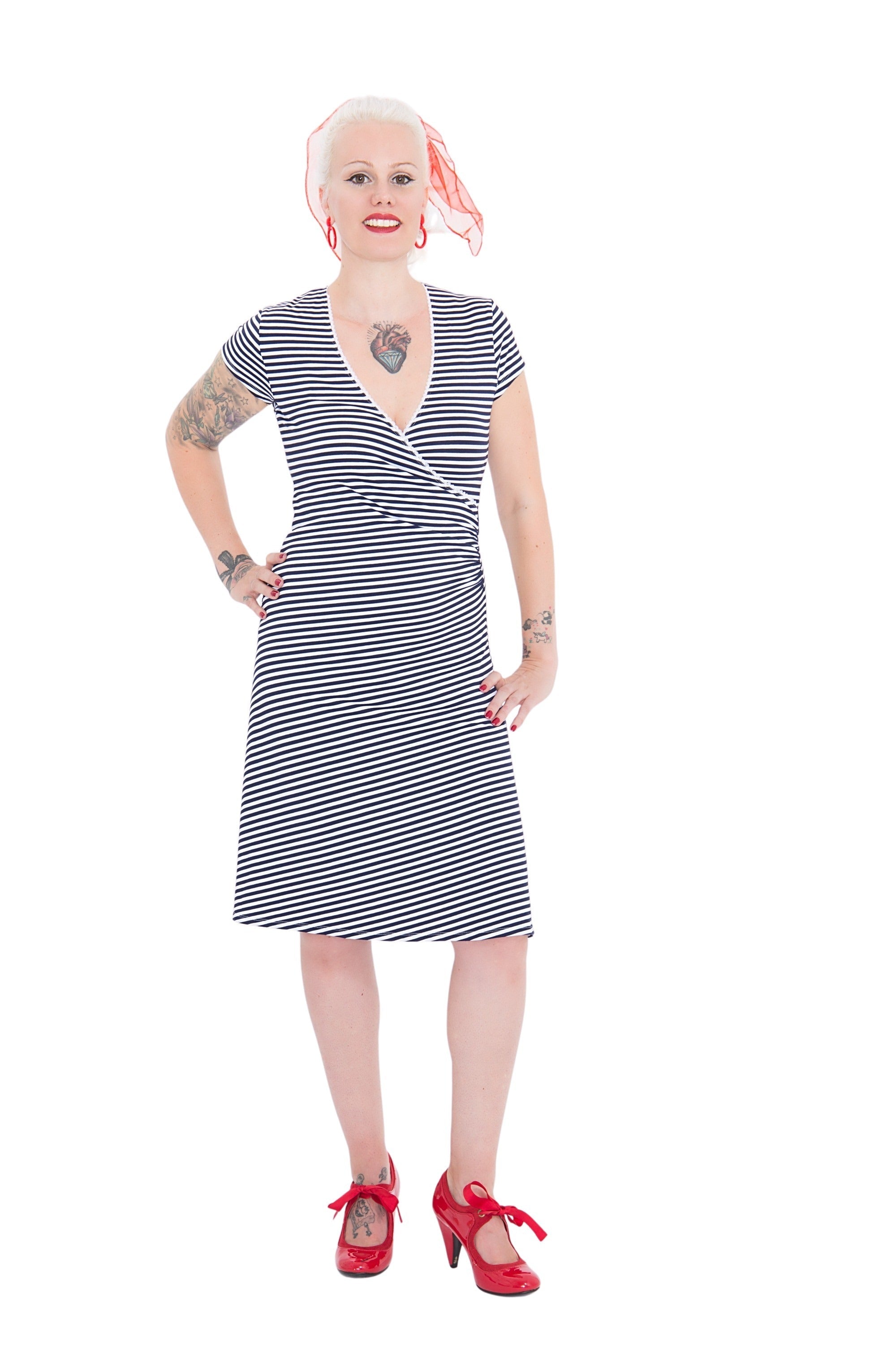Sailor Dress mit süßer Schleife am Rücken «Mermaid» Kleider von Queen Kerosin