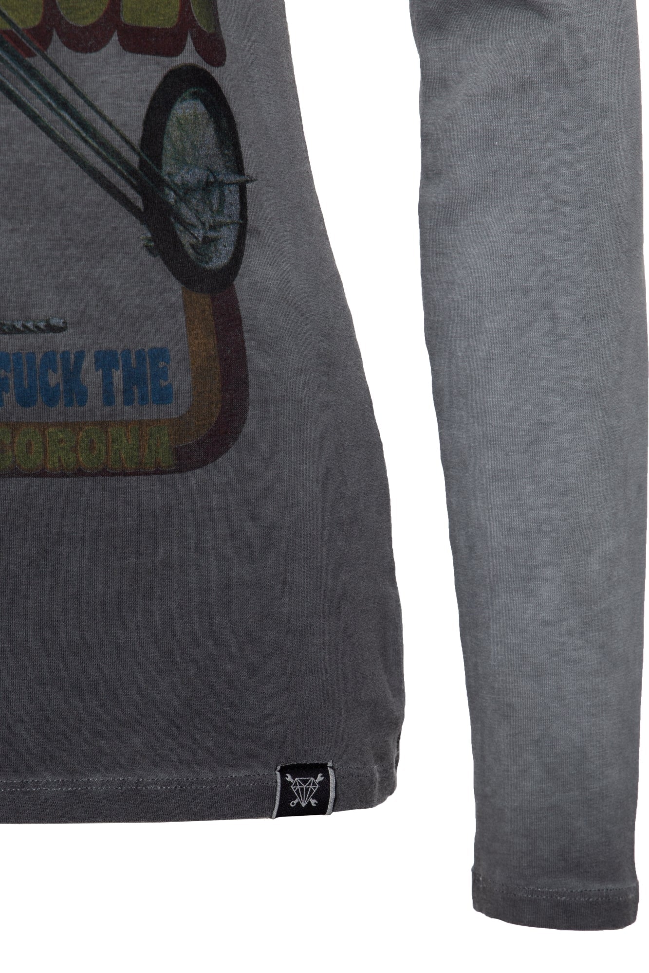 Slim Fit Longsleeve mit Retro - Print und Oilwash - Effekt «Velden Village 2020» Langarmshirts von Queen Kerosin
