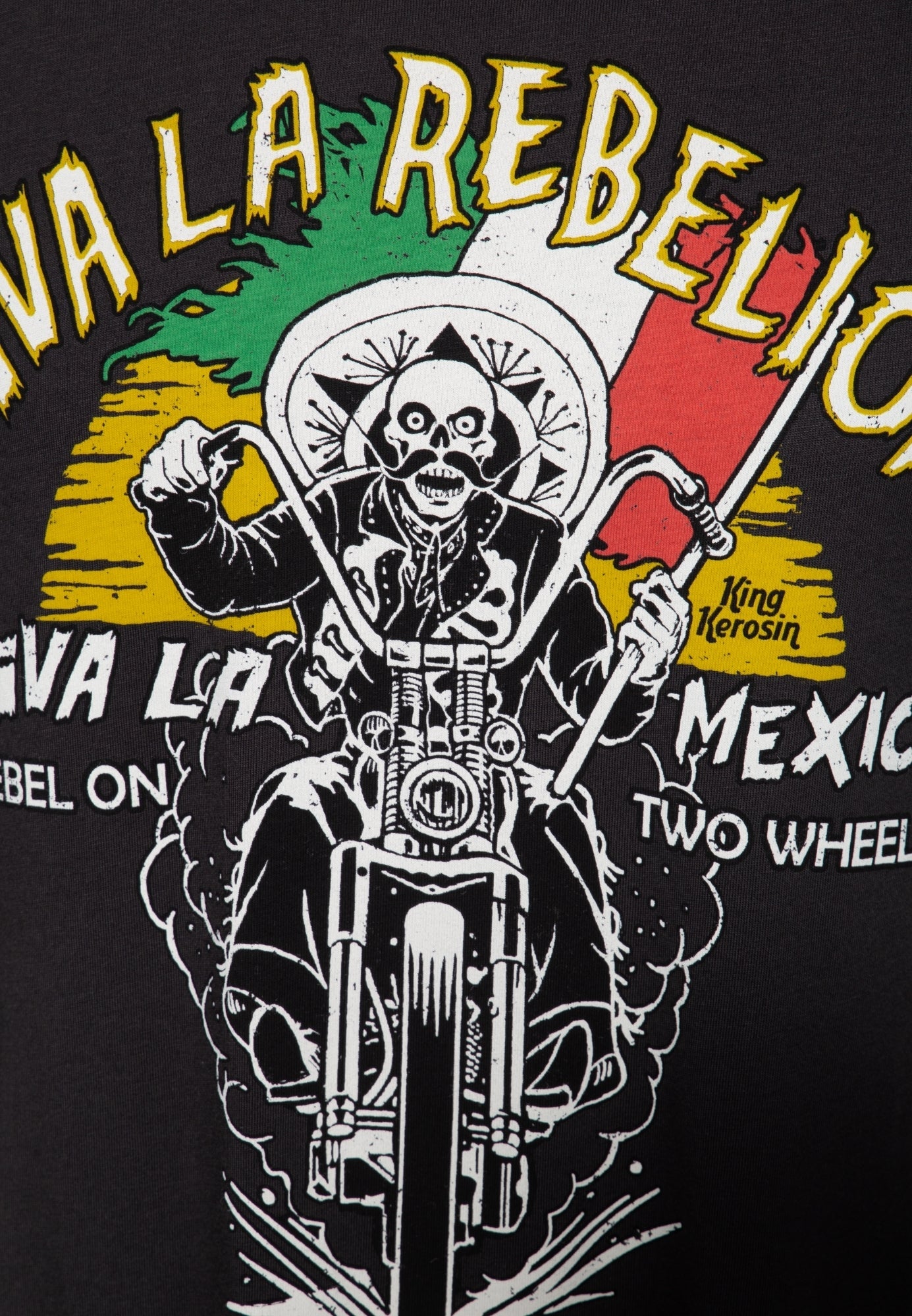 King Kerosin - Basic T-Shirt aus Baumwolle mit Print «Viva la rebelion»
