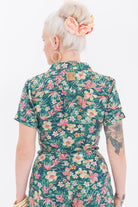 Queen Kerosin - Bluse mit tropischem Muster