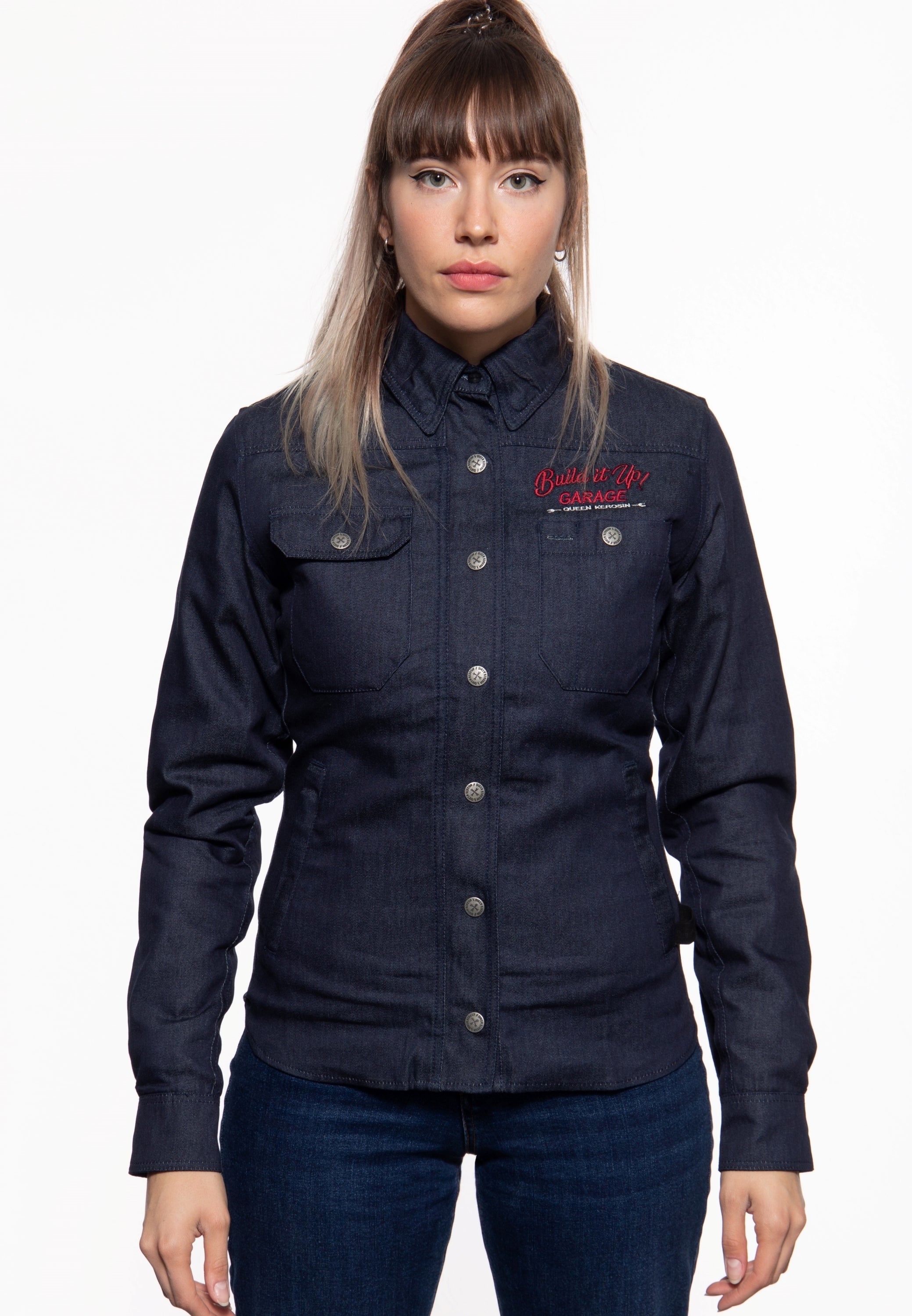 Queen Kerosin - Denimhemd mit Stickerei «Build it up»