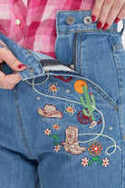 Jeansshorts mit Stickereien im Western-Look - KING KEROSIN